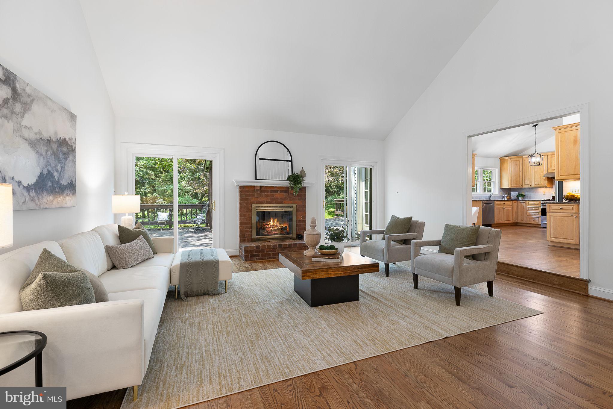 4920 SUNSET LANE