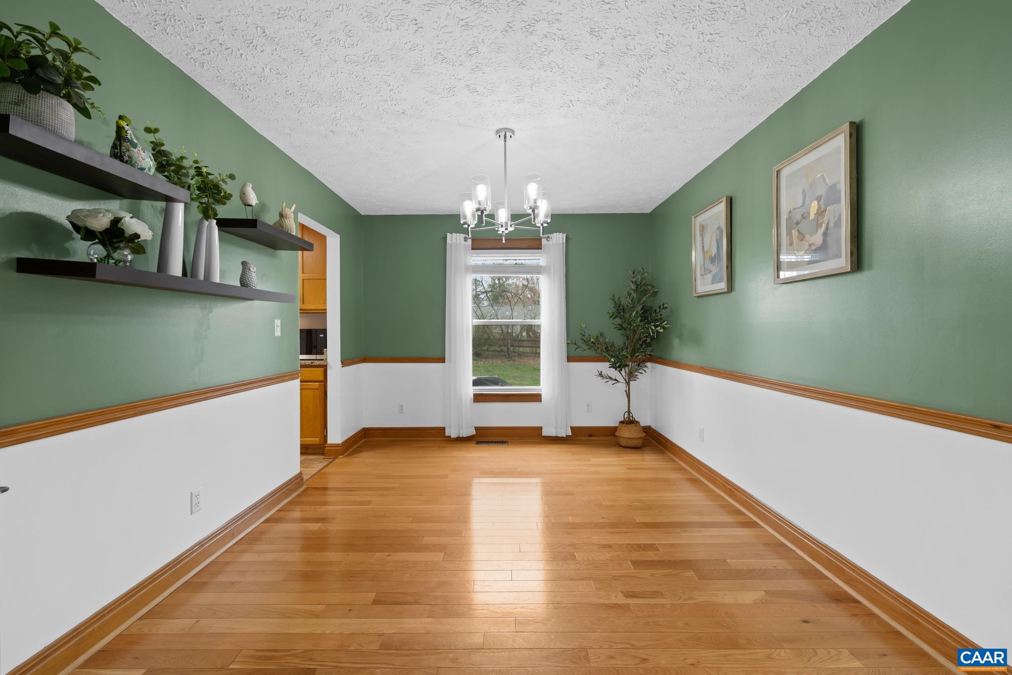 LAKE MONTICELLO - Residential