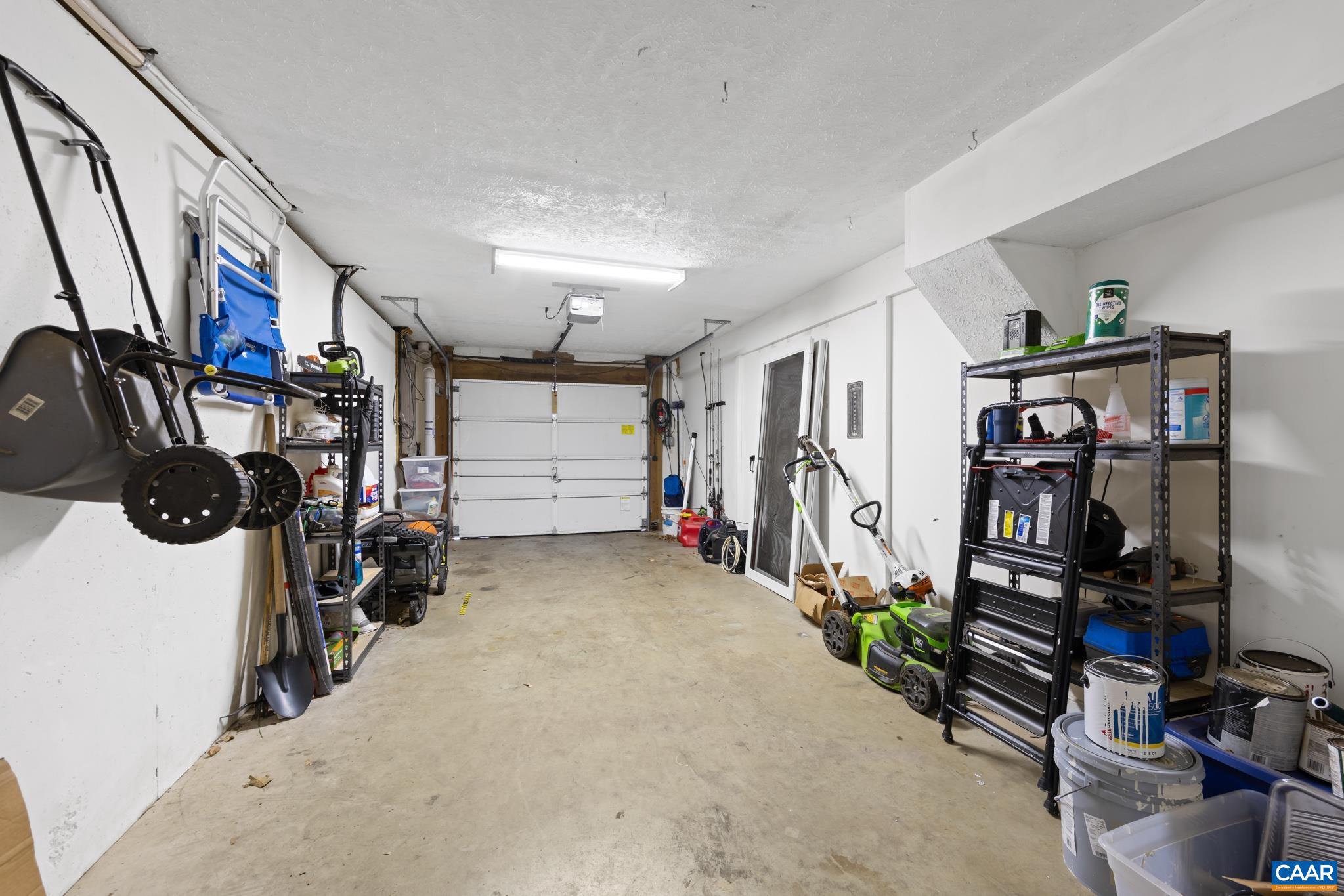 LAKE MONTICELLO - Residential