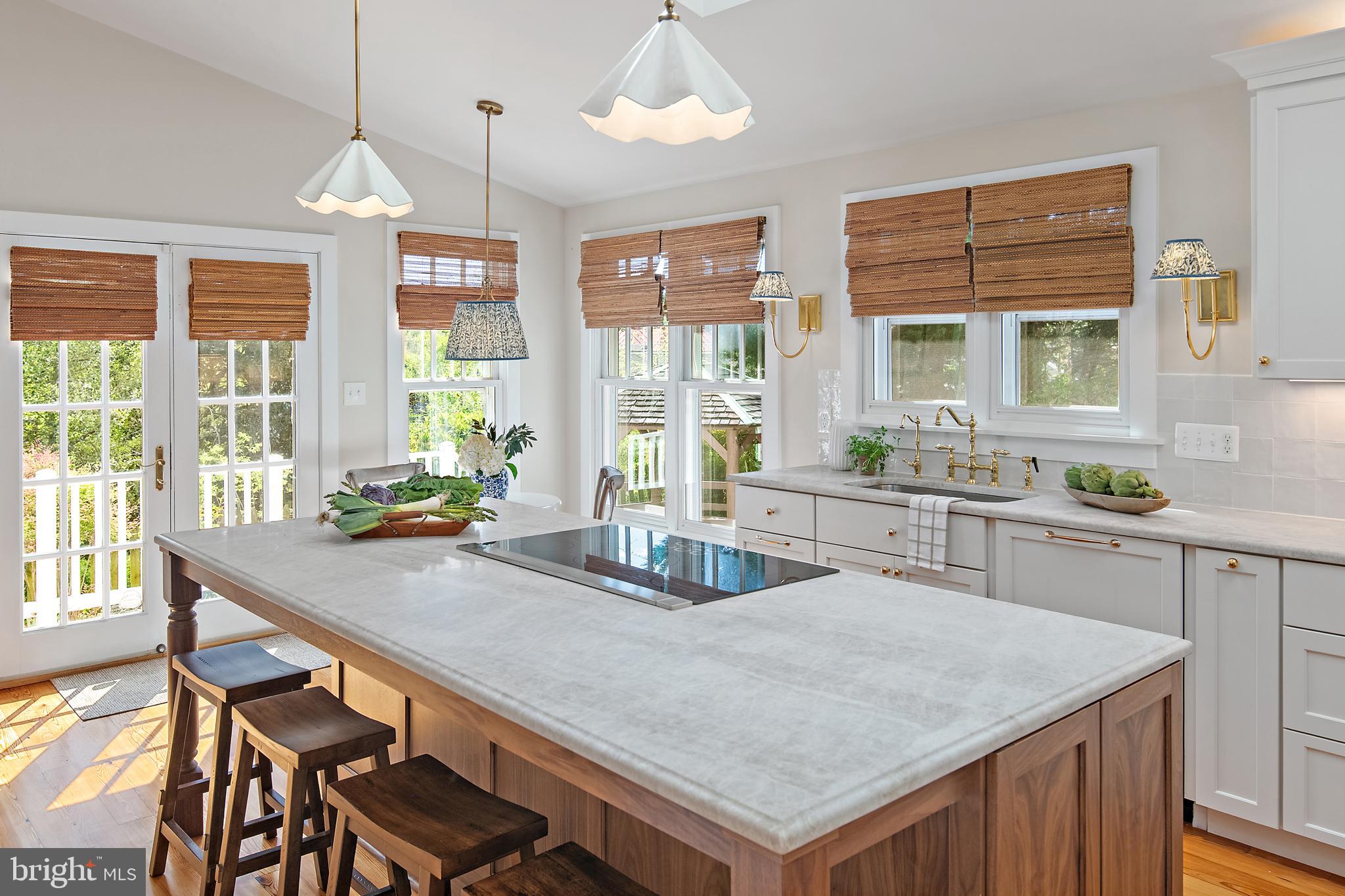 HISTORIC DISTRICT - Residential