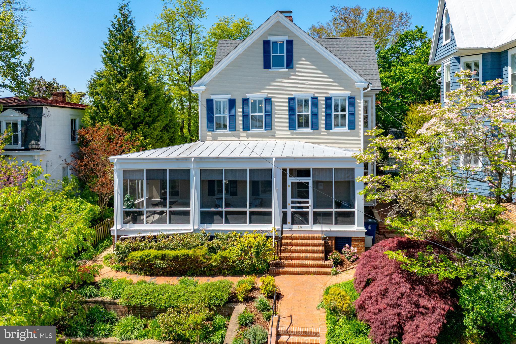 HISTORIC DISTRICT - Residential