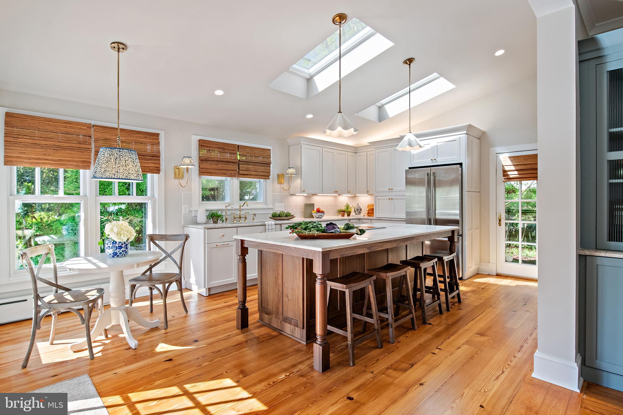 HISTORIC DISTRICT - Residential