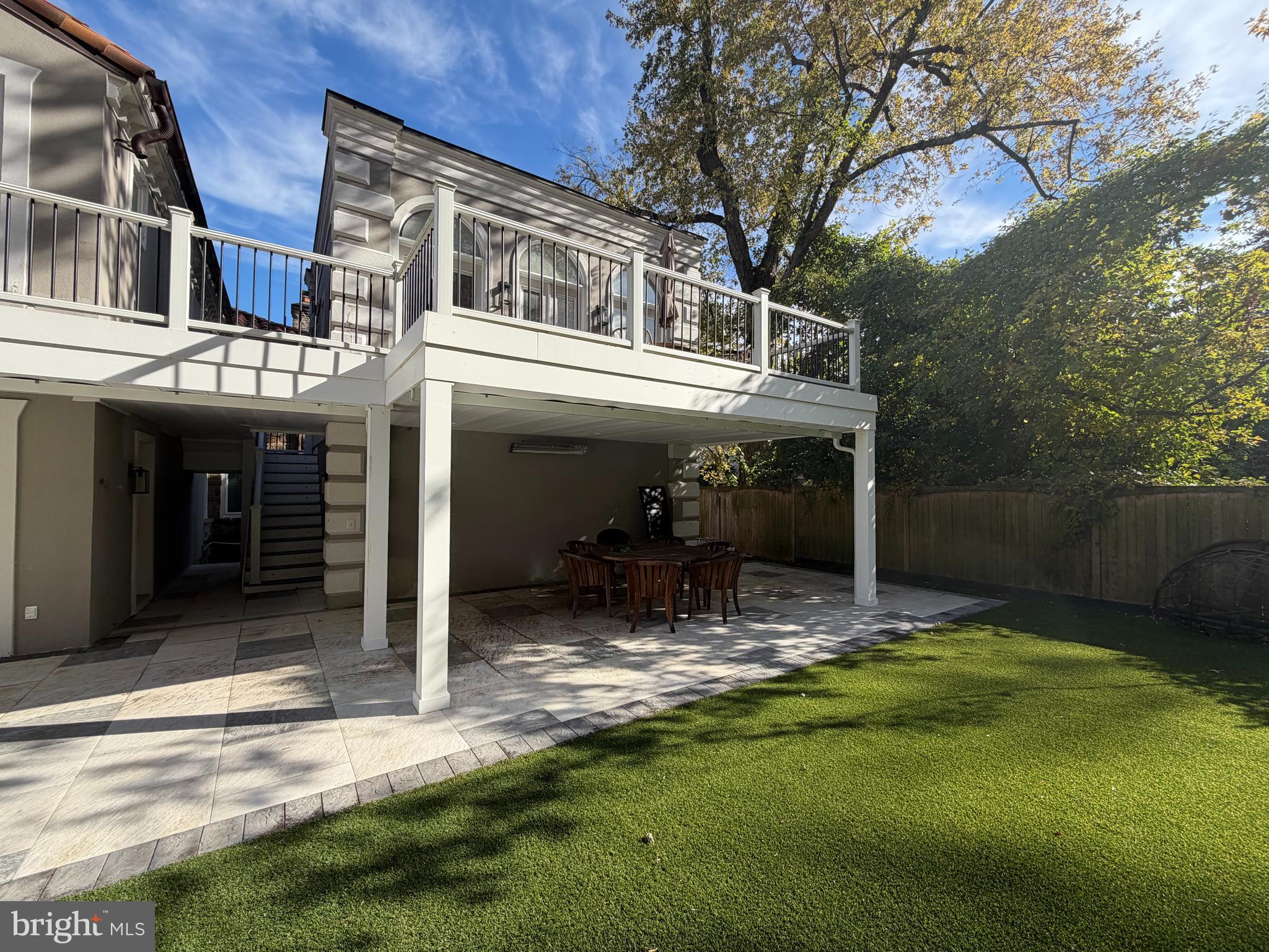 BRADLEY HILLS - Residential Lease