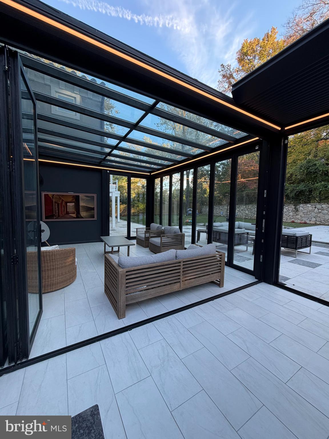 BRADLEY HILLS - Residential Lease