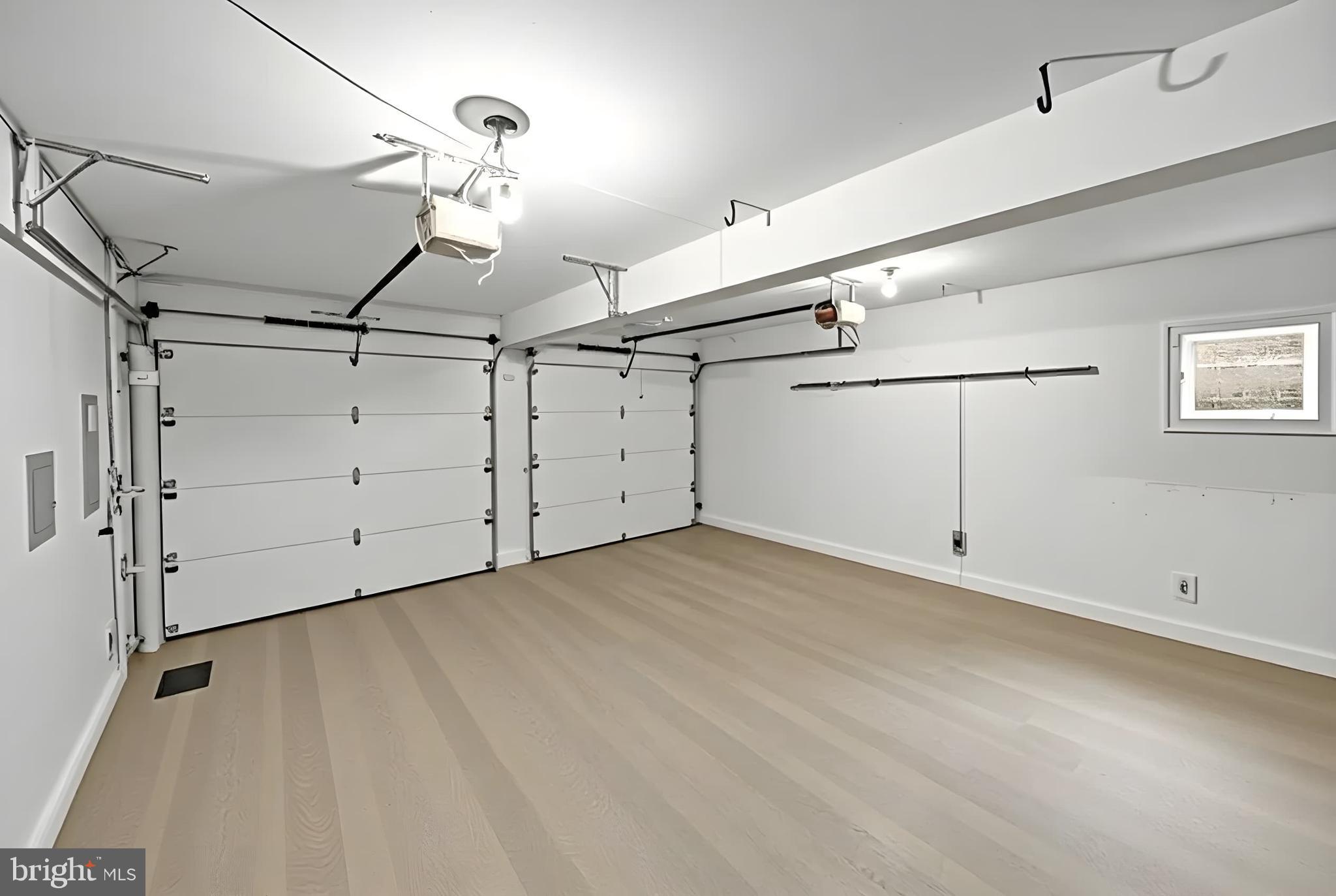 BRADLEY HILLS - Residential Lease