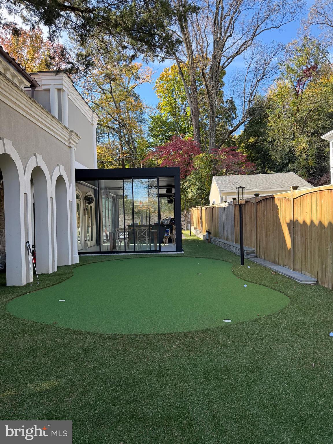 BRADLEY HILLS - Residential Lease