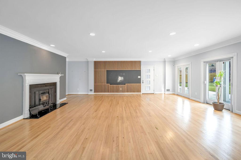 BRADLEY HILLS - Residential Lease