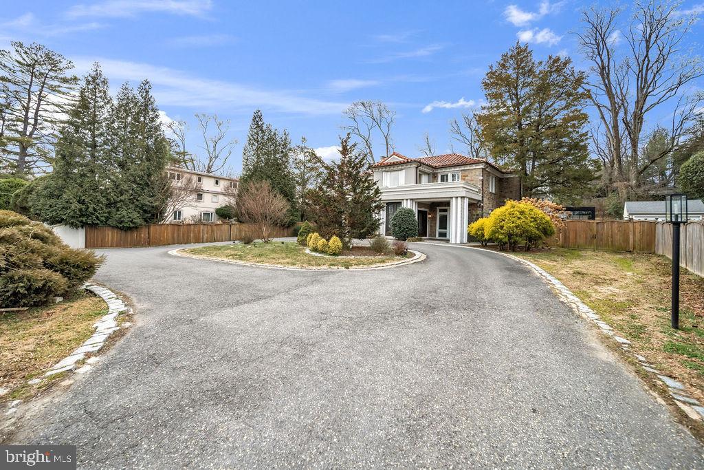 5306 BRADLEY BOULEVARD