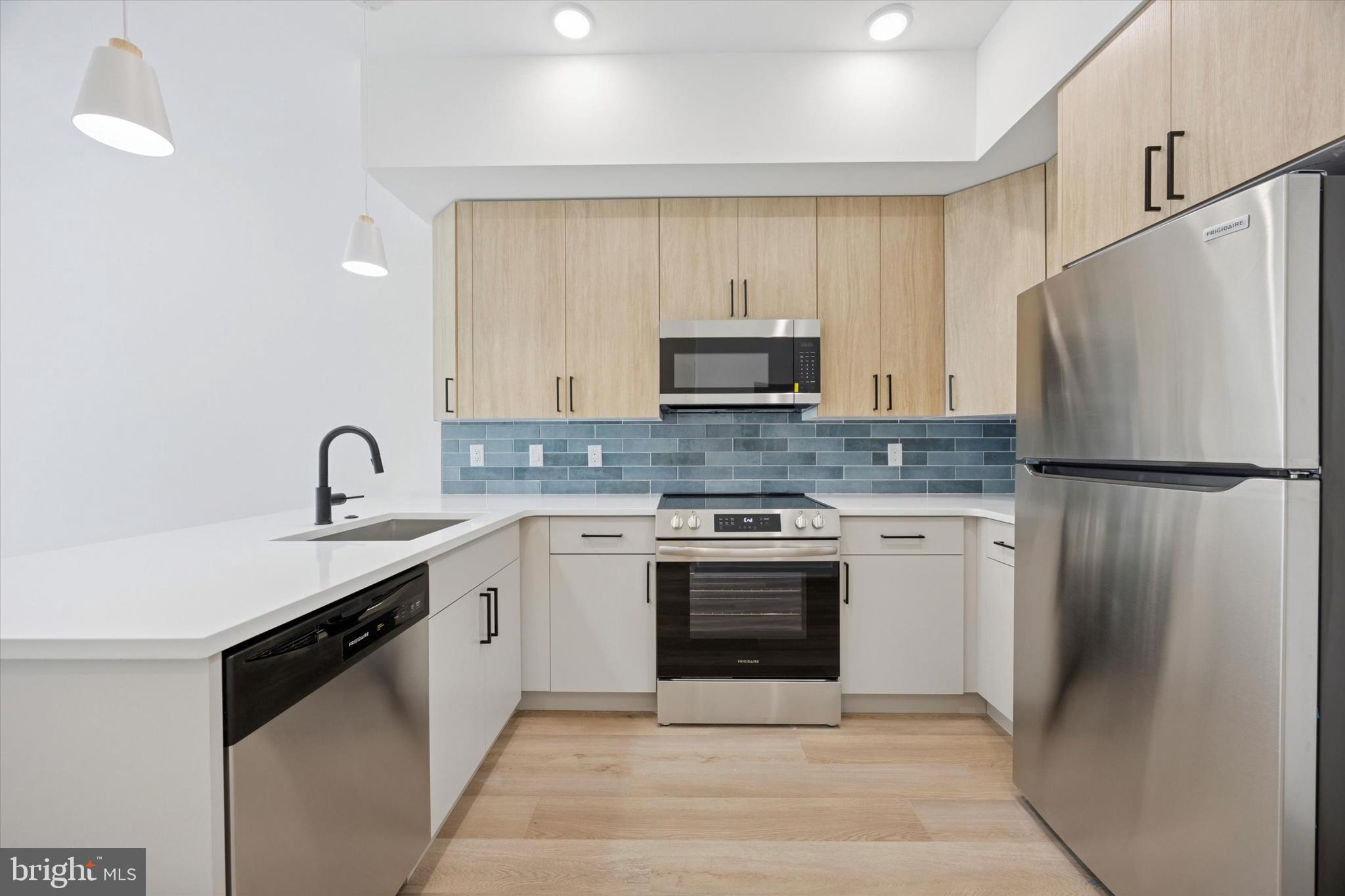 FISHTOWN - Residential Lease