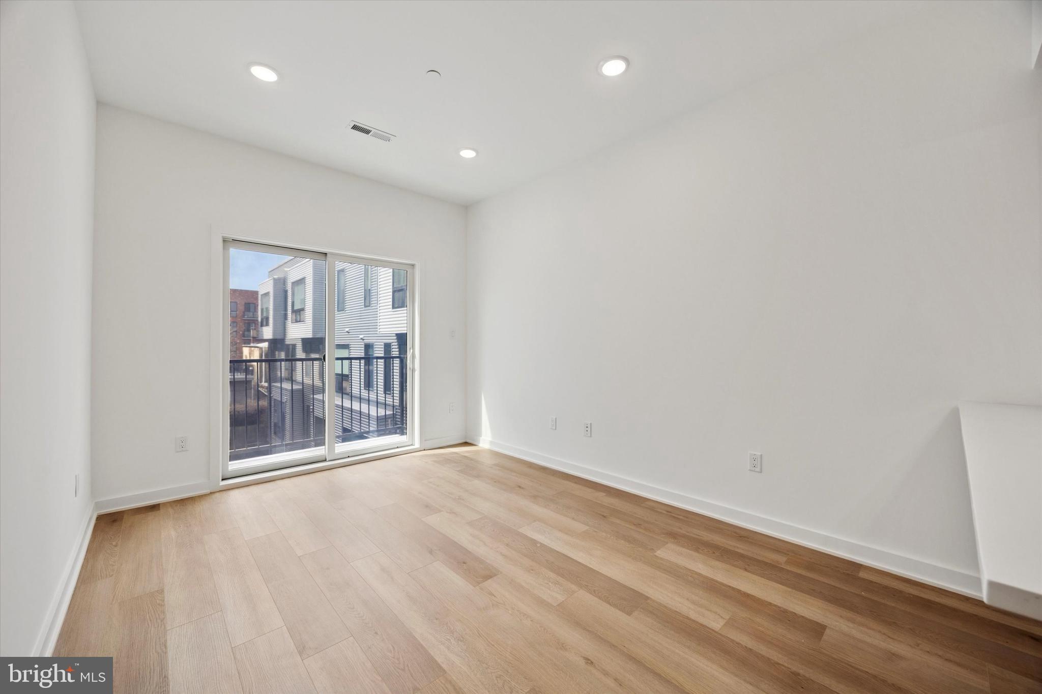 FISHTOWN - Residential Lease