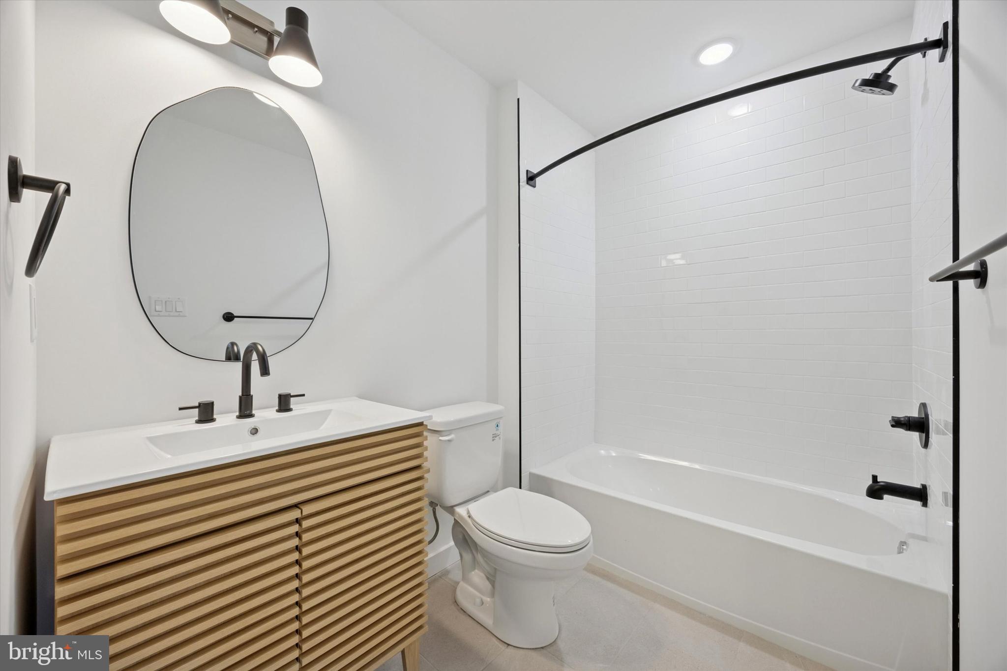 FISHTOWN - Residential Lease