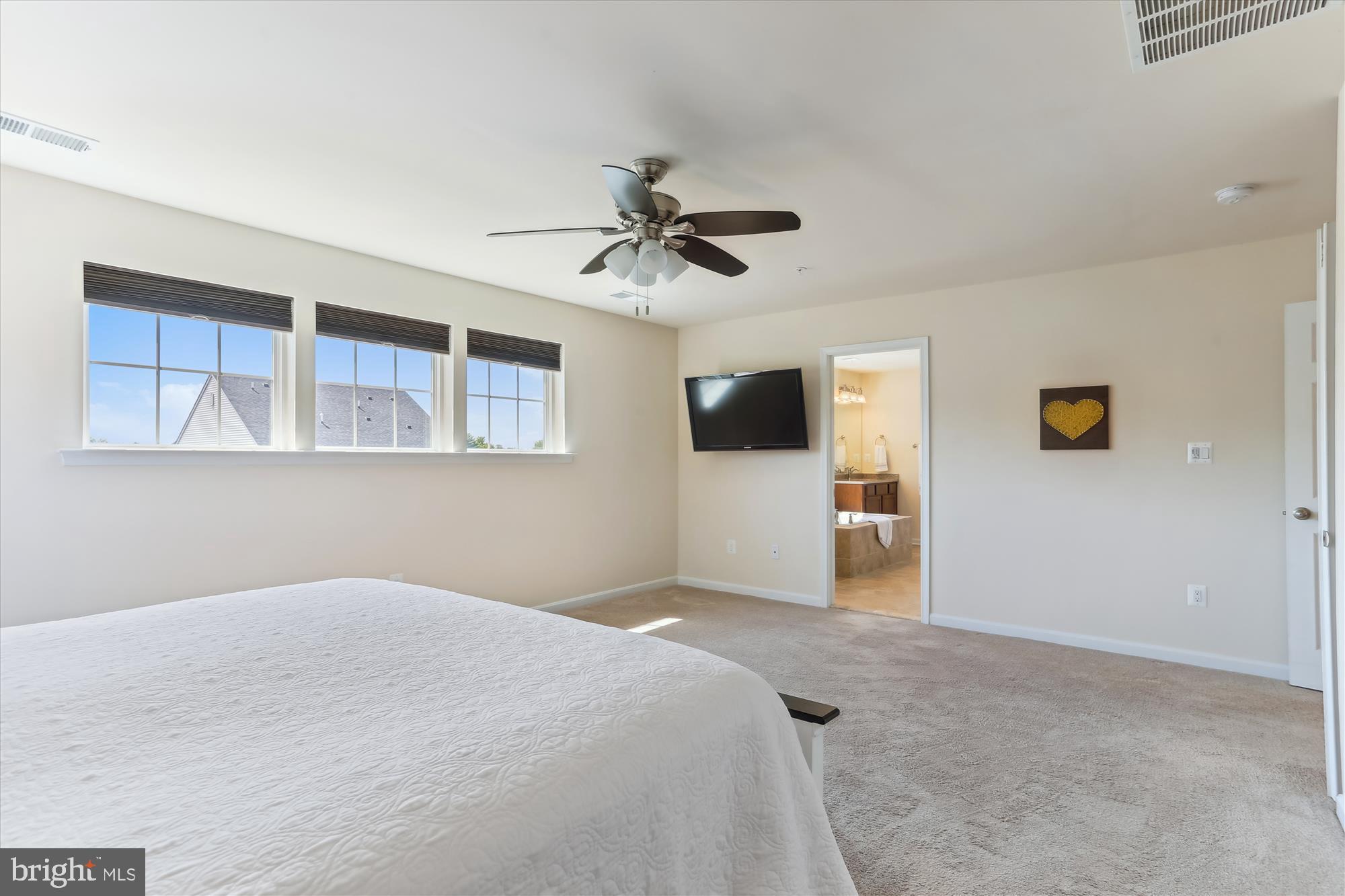 BISHOPS MEADOW - Residential