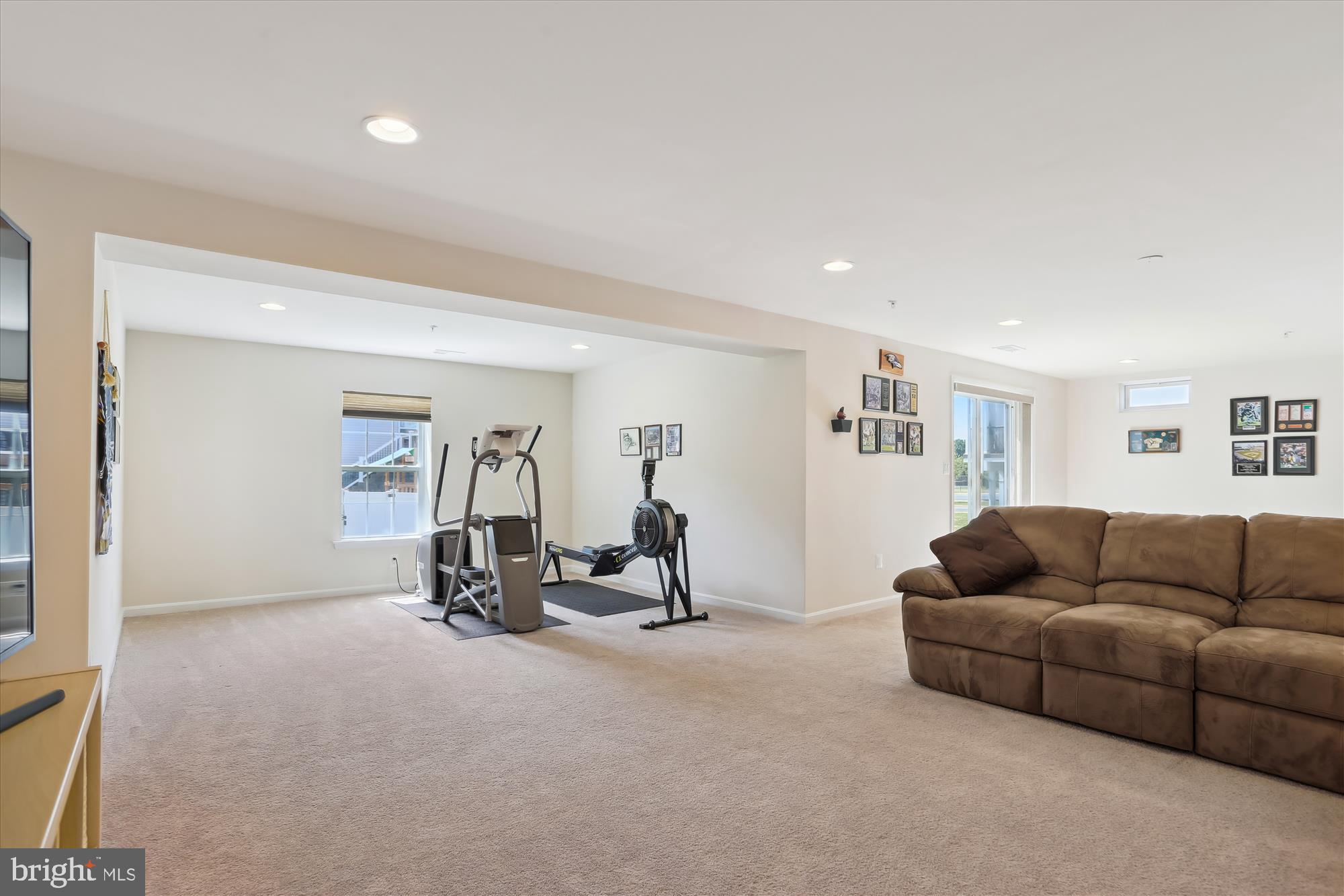 BISHOPS MEADOW - Residential