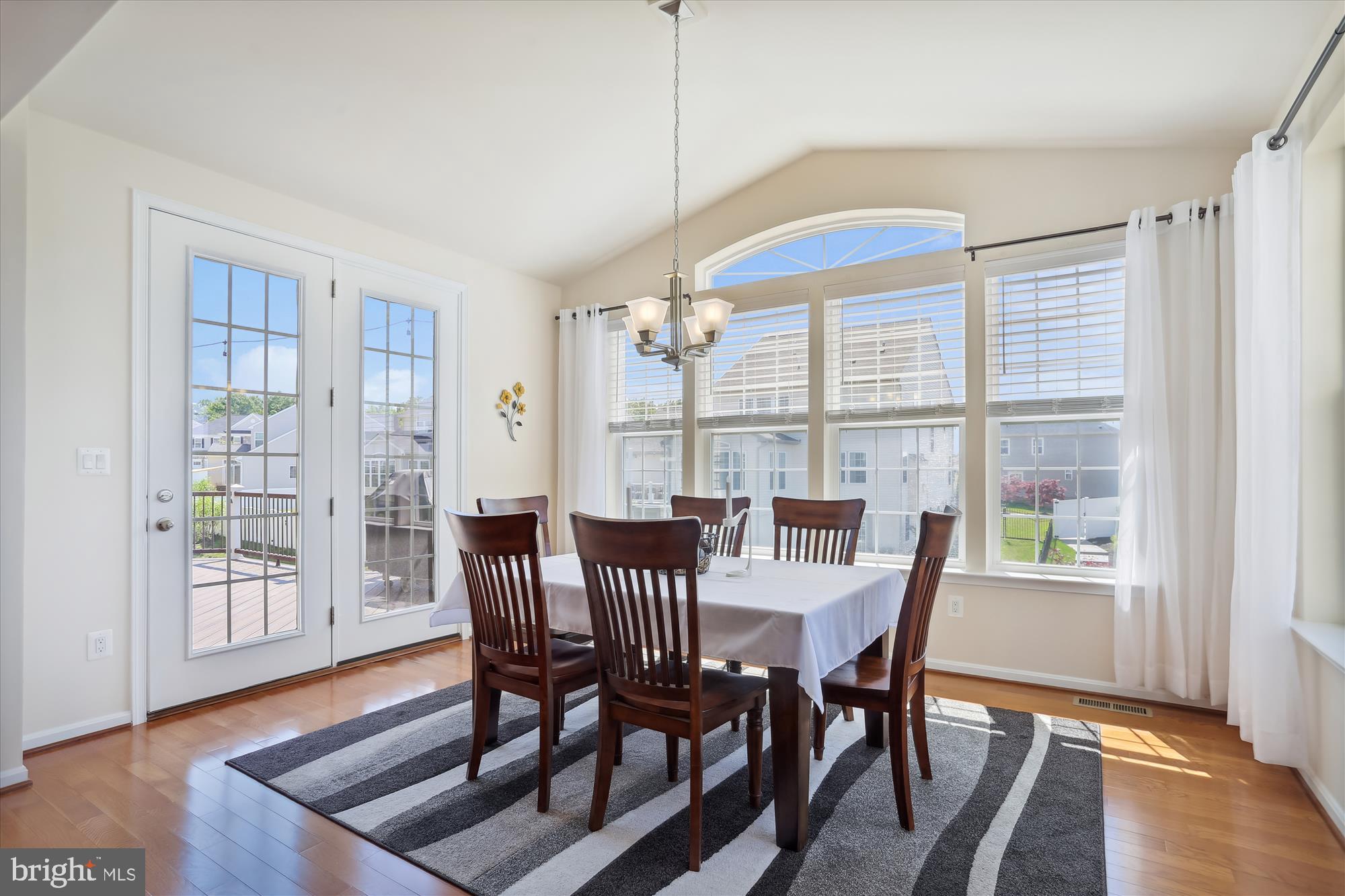 BISHOPS MEADOW - Residential