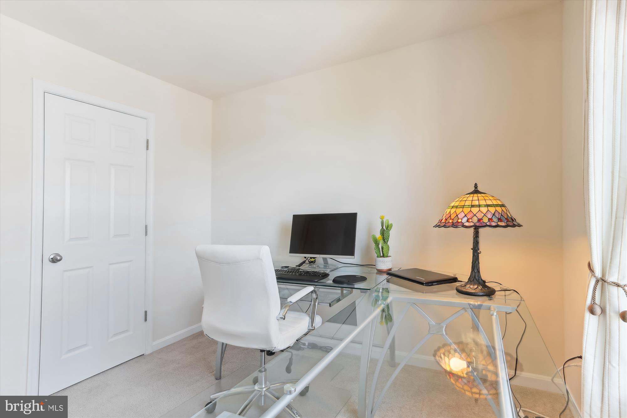 BISHOPS MEADOW - Residential