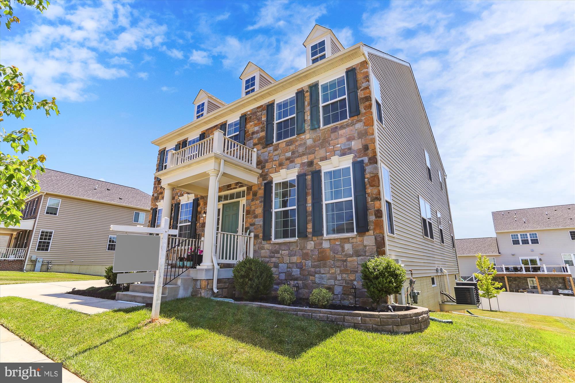 BISHOPS MEADOW - Residential