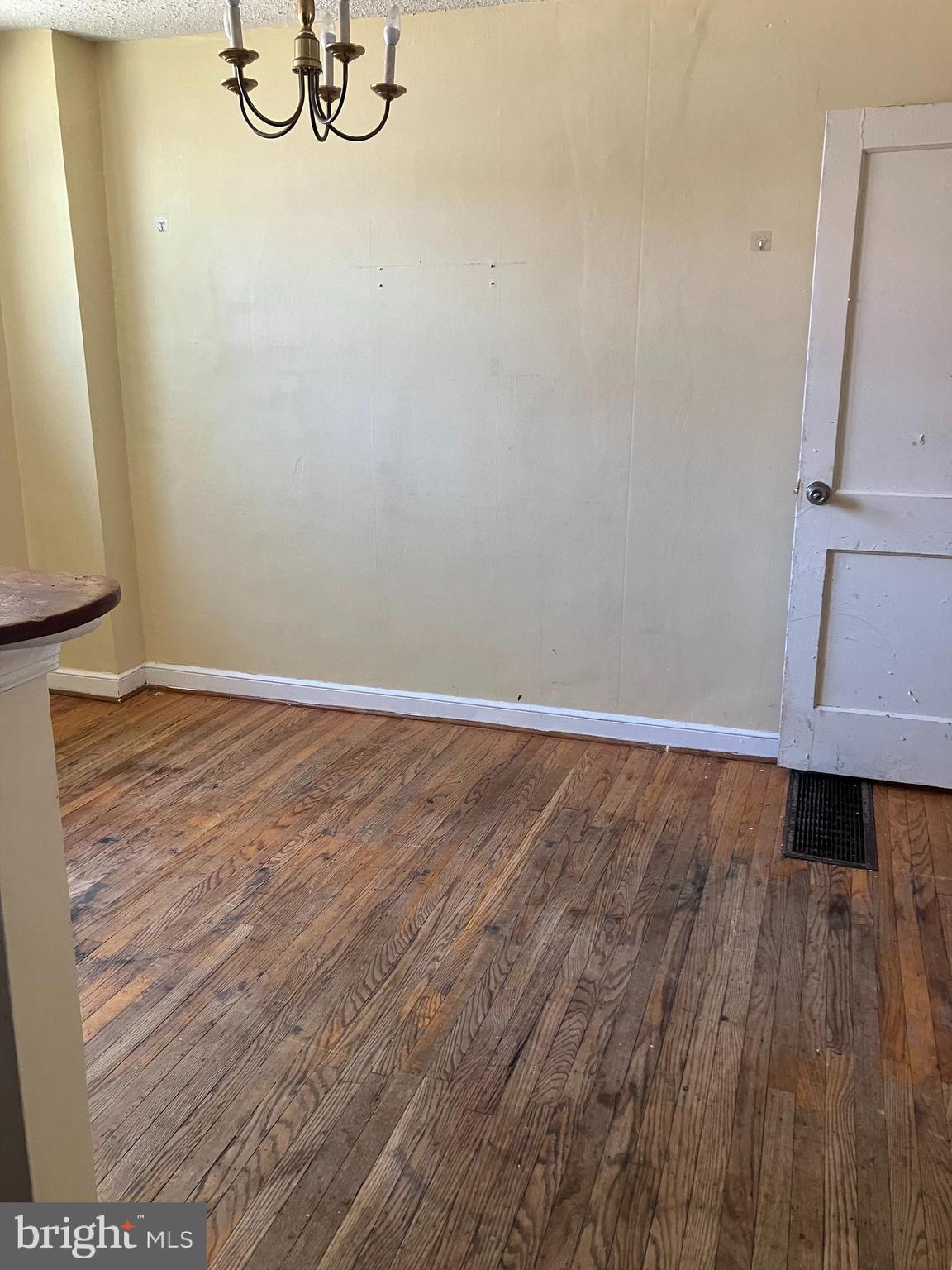 WEST OAK LANE - Residential