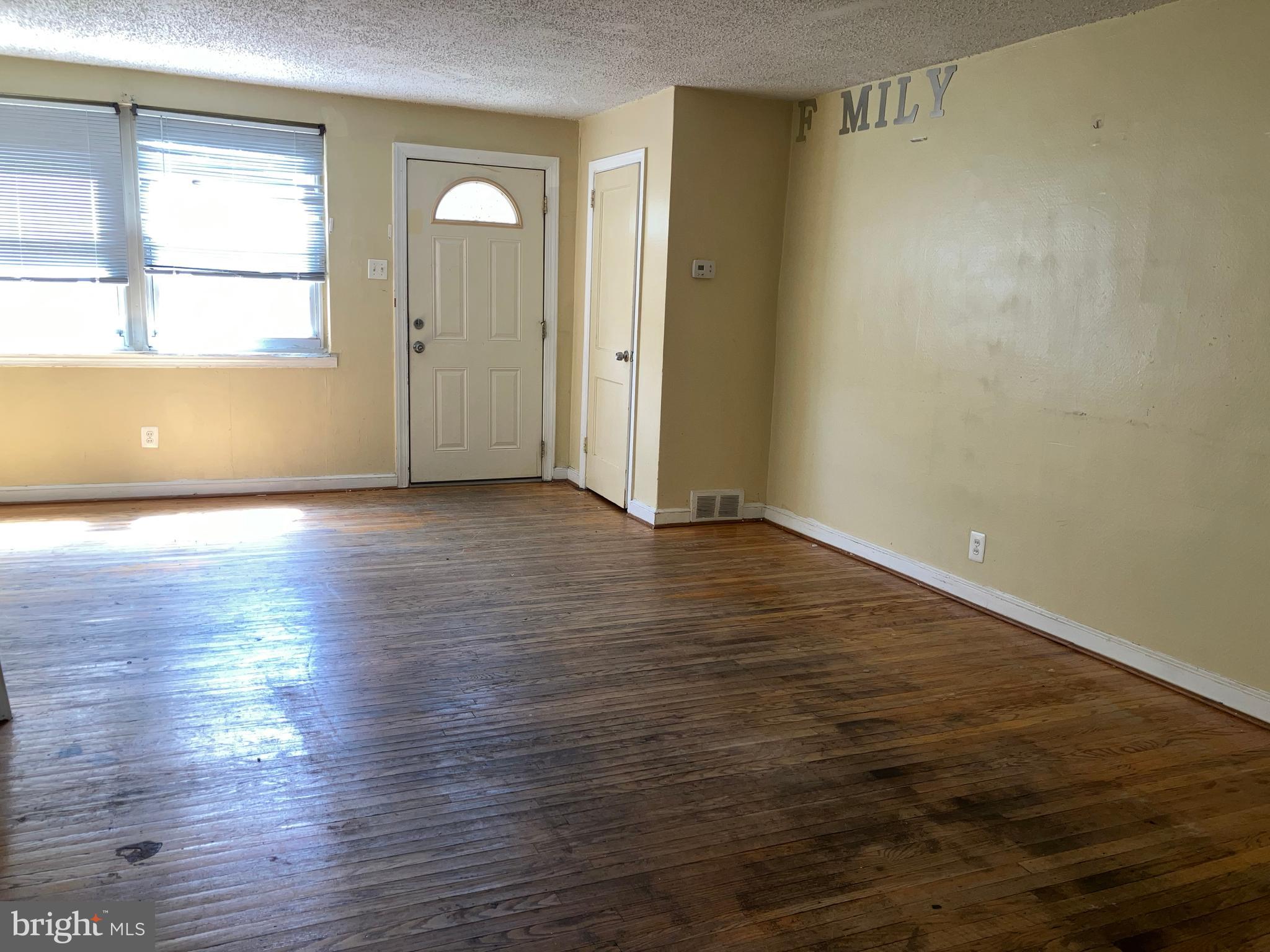 WEST OAK LANE - Residential