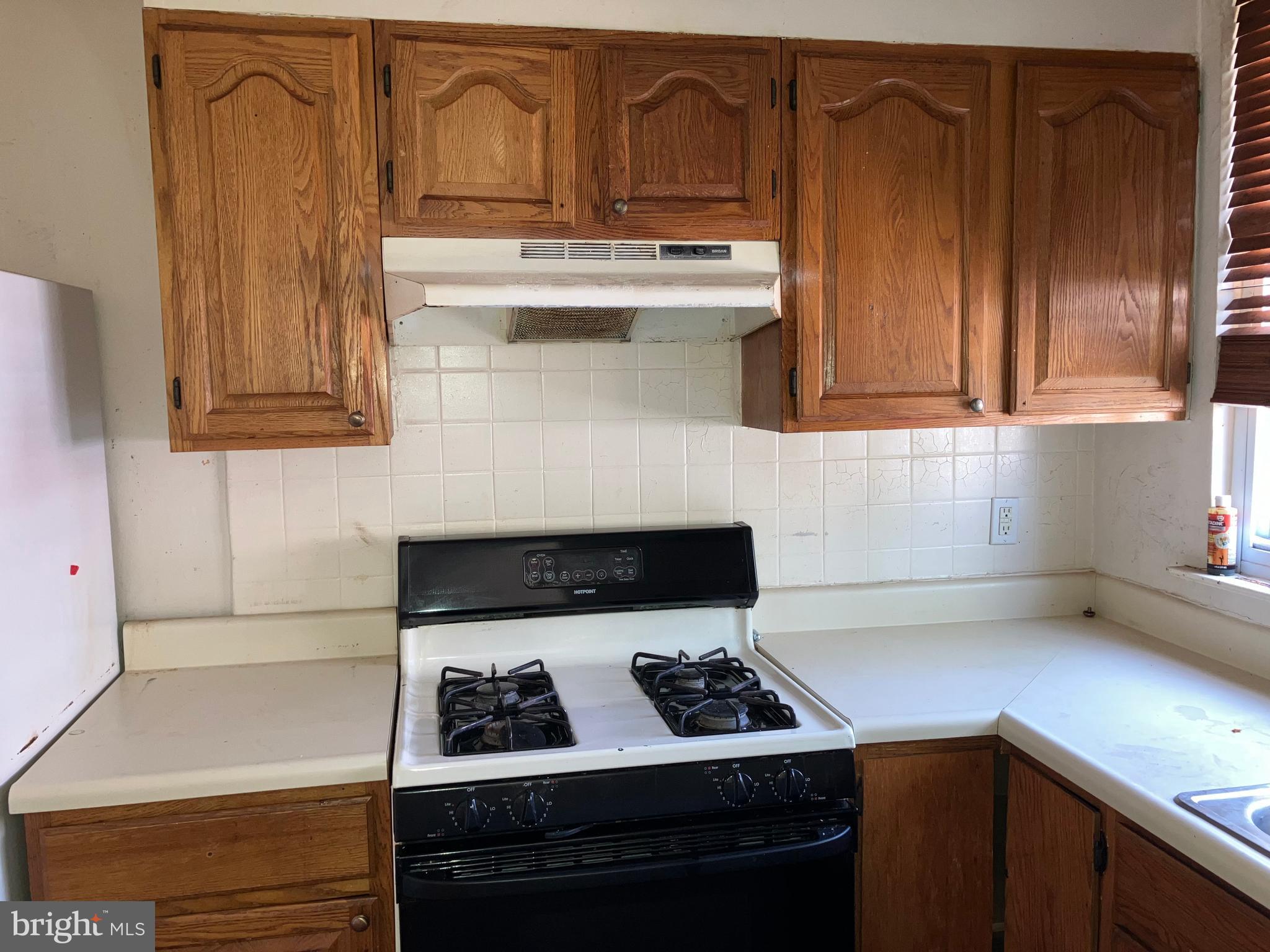 WEST OAK LANE - Residential