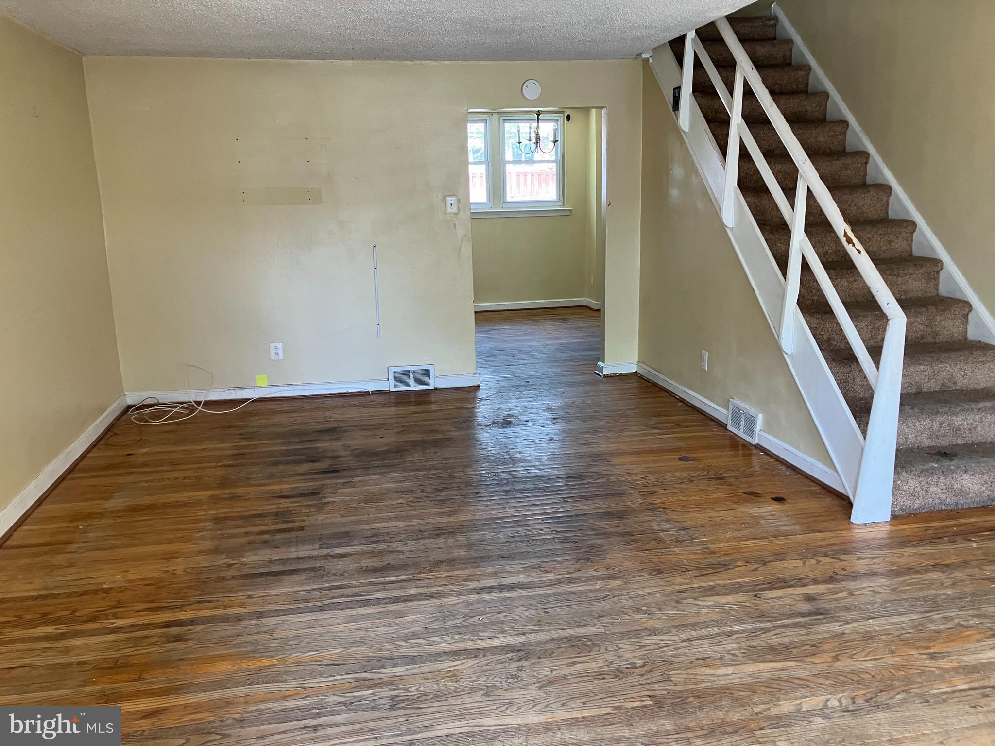 WEST OAK LANE - Residential