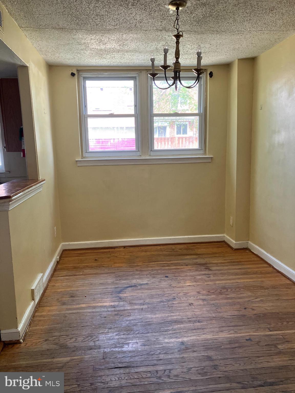 WEST OAK LANE - Residential