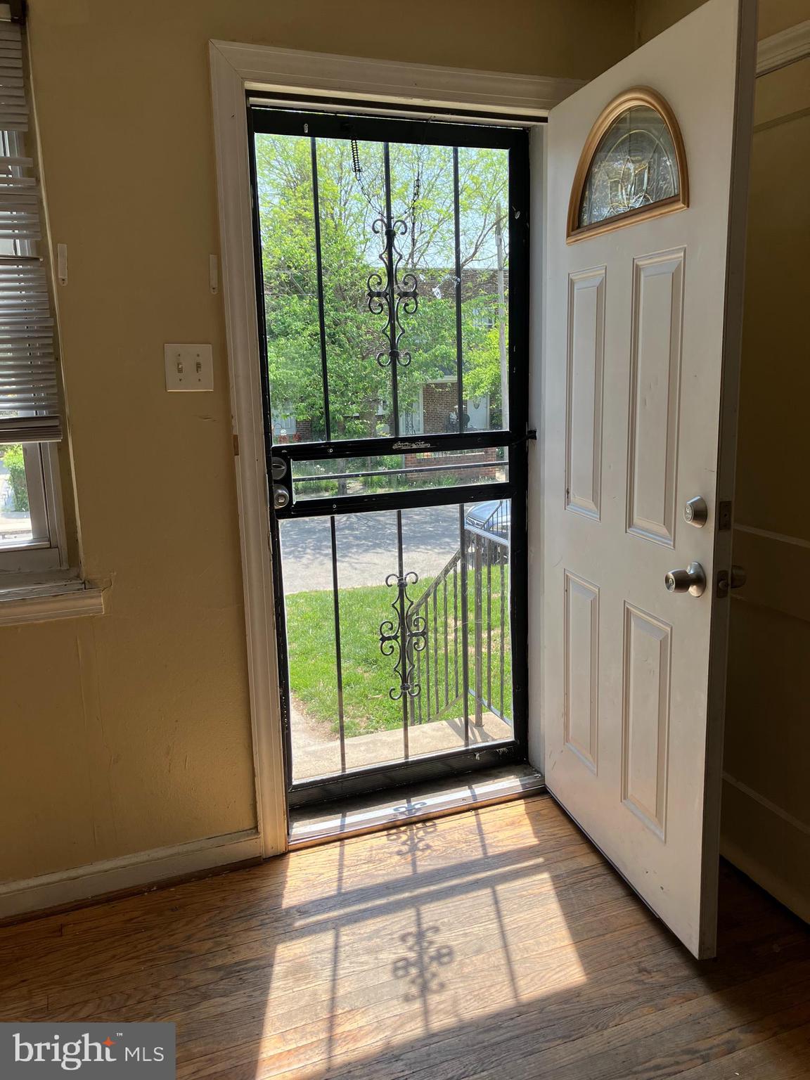 WEST OAK LANE - Residential