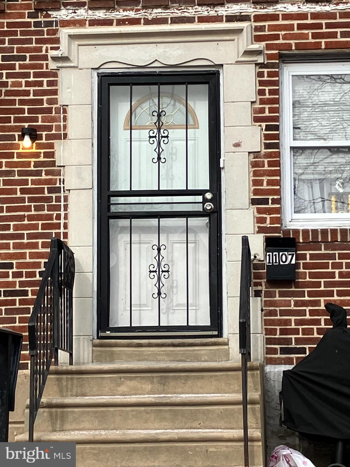 WEST OAK LANE - Residential