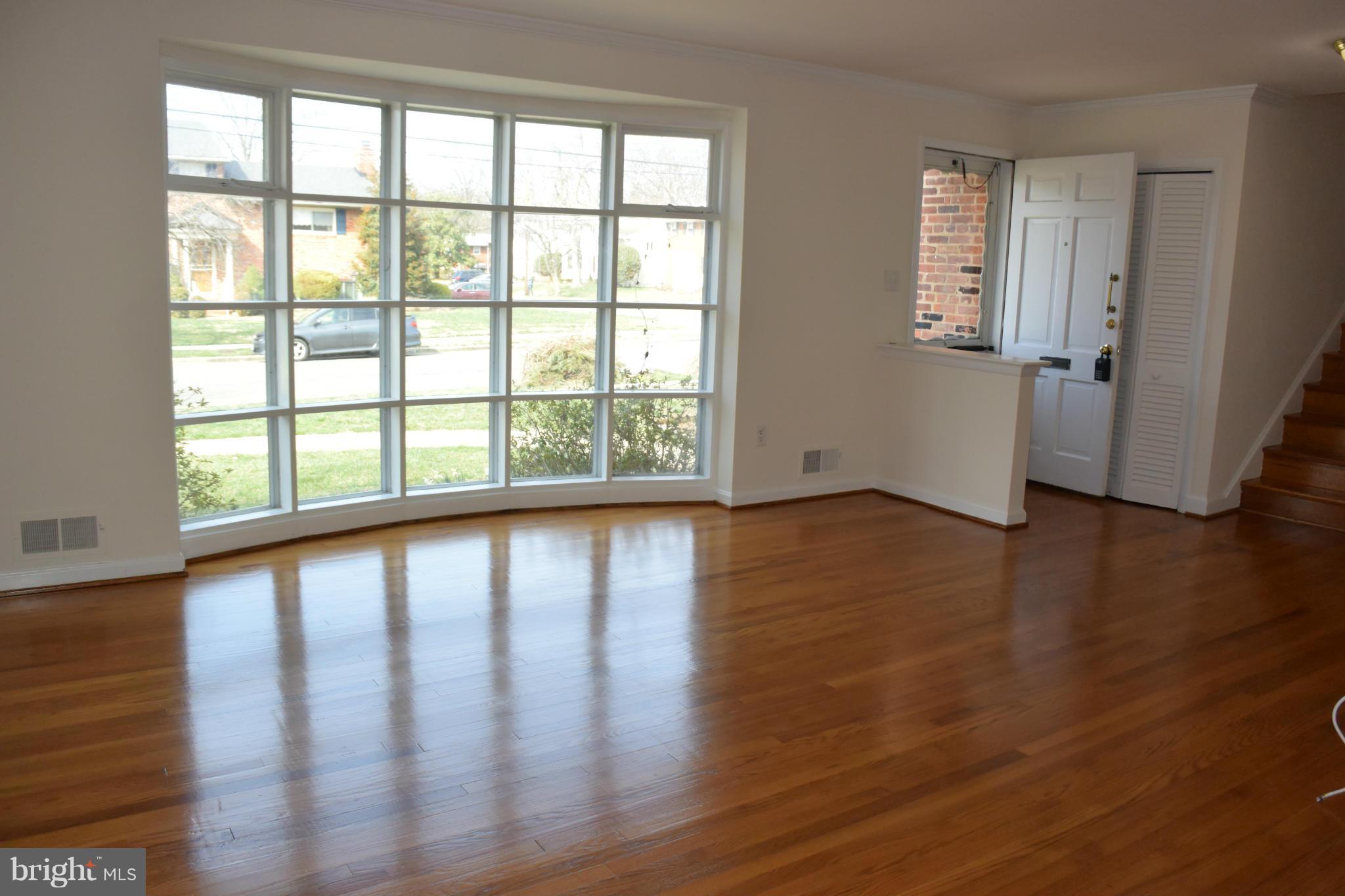 BEVERLEY HILLS - Residential Lease