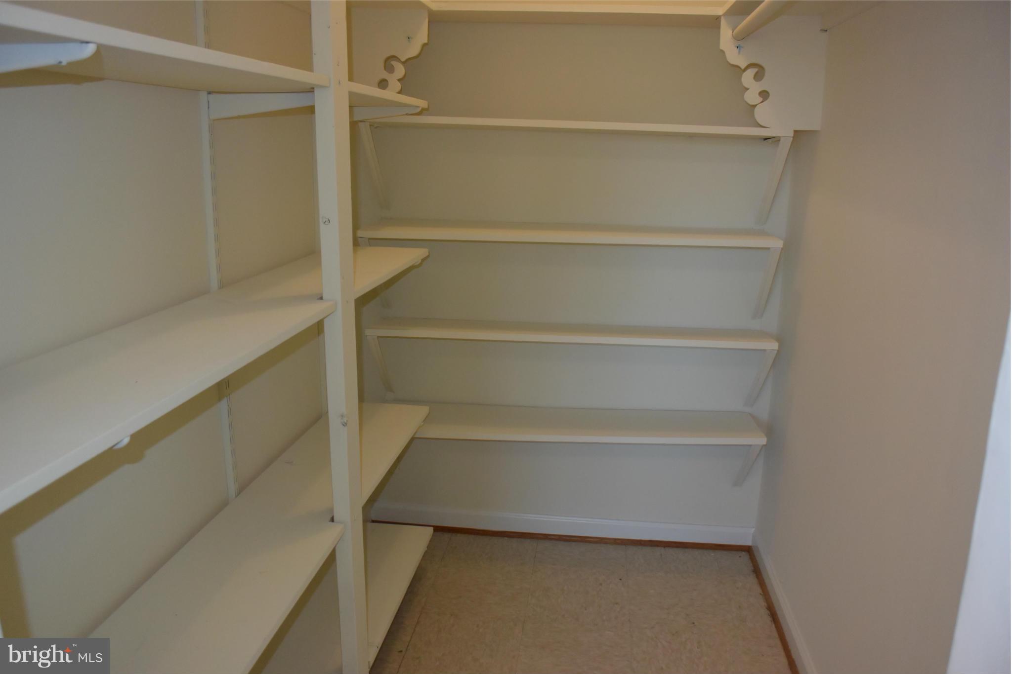 BEVERLEY HILLS - Residential Lease