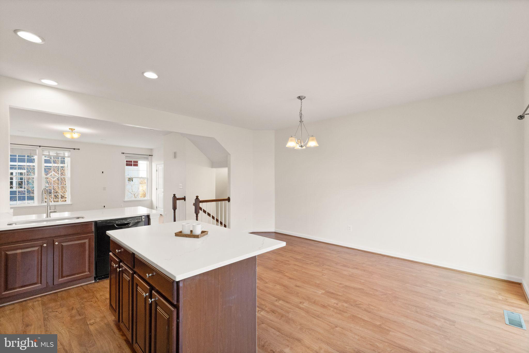 SNOWDEN BRIDGE - Residential