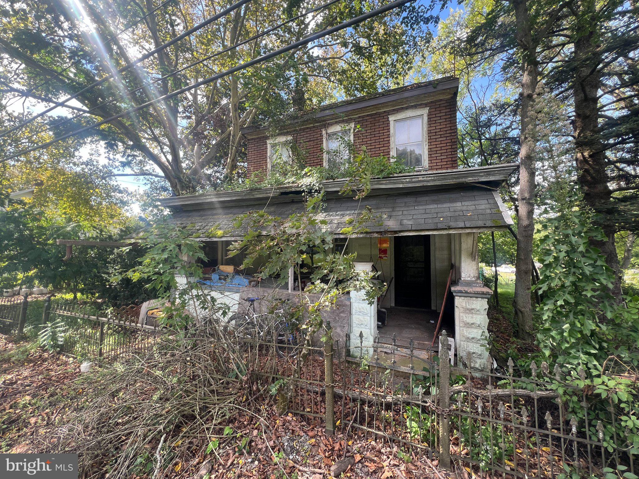 374 FAIRVIEW STREET