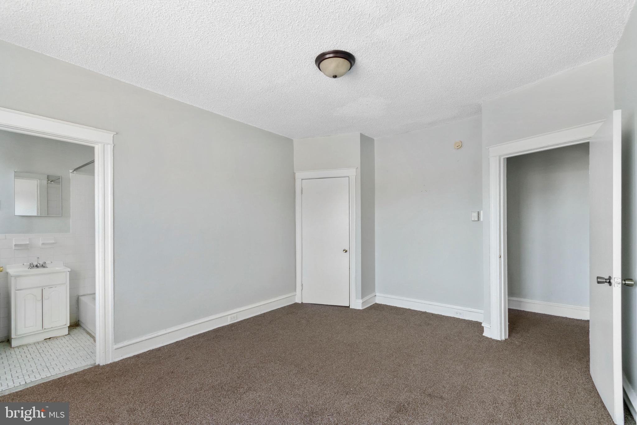WEST OAK LANE - Residential Income