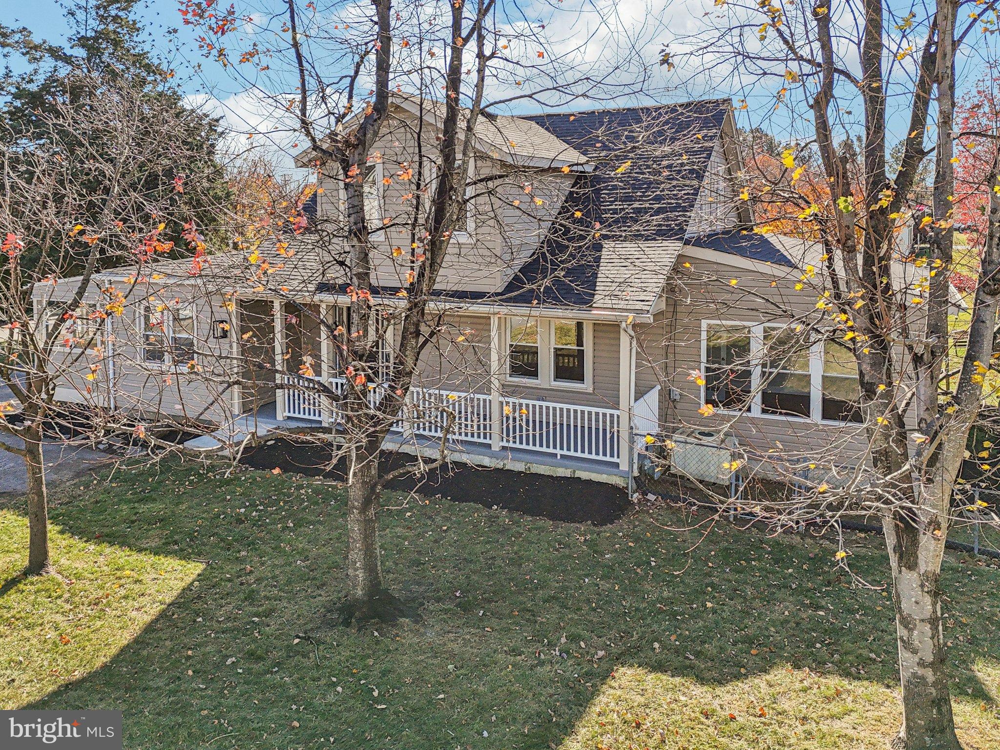 CHELSEA KNOLLS - Residential