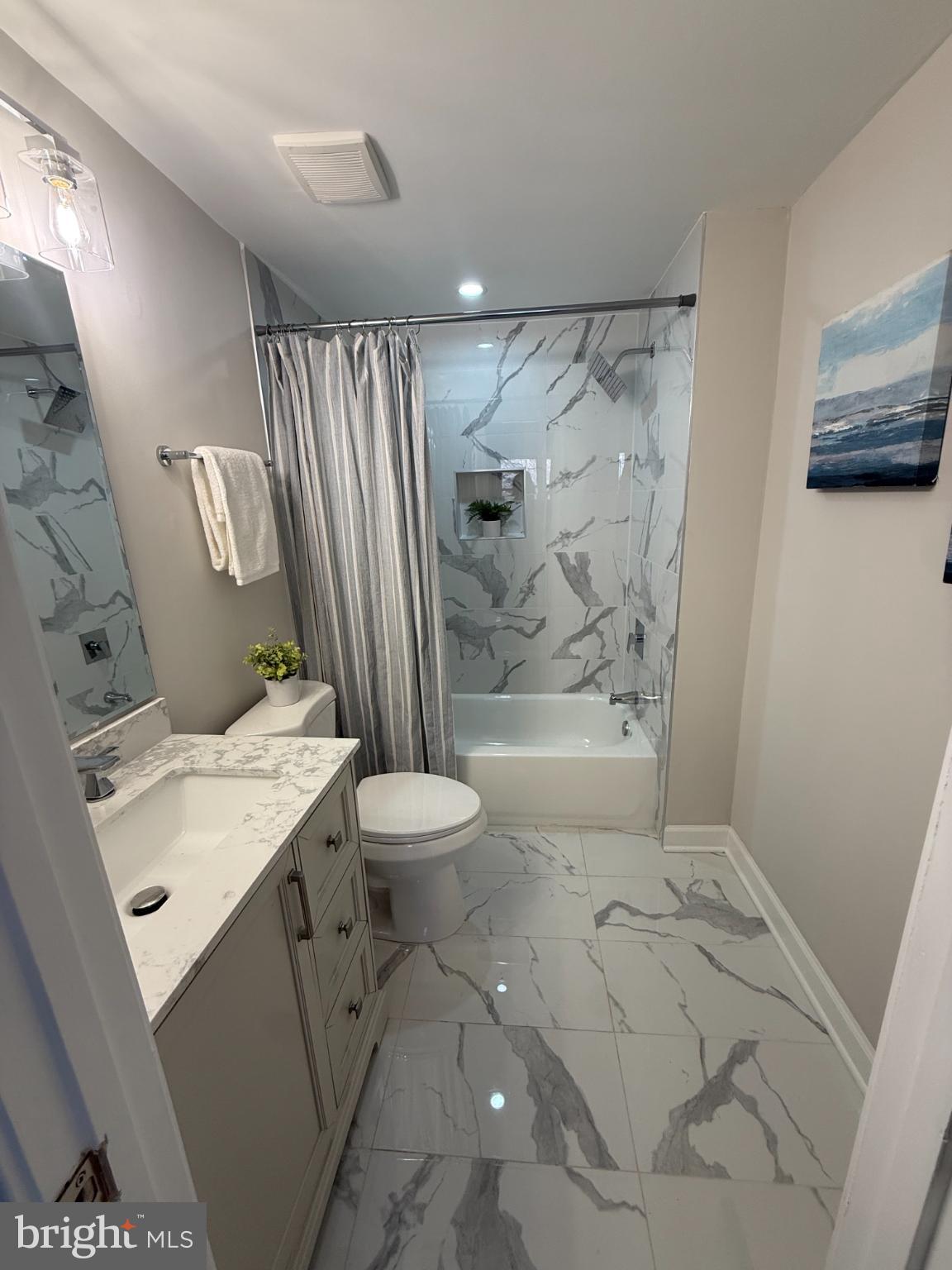 CHELSEA KNOLLS - Residential