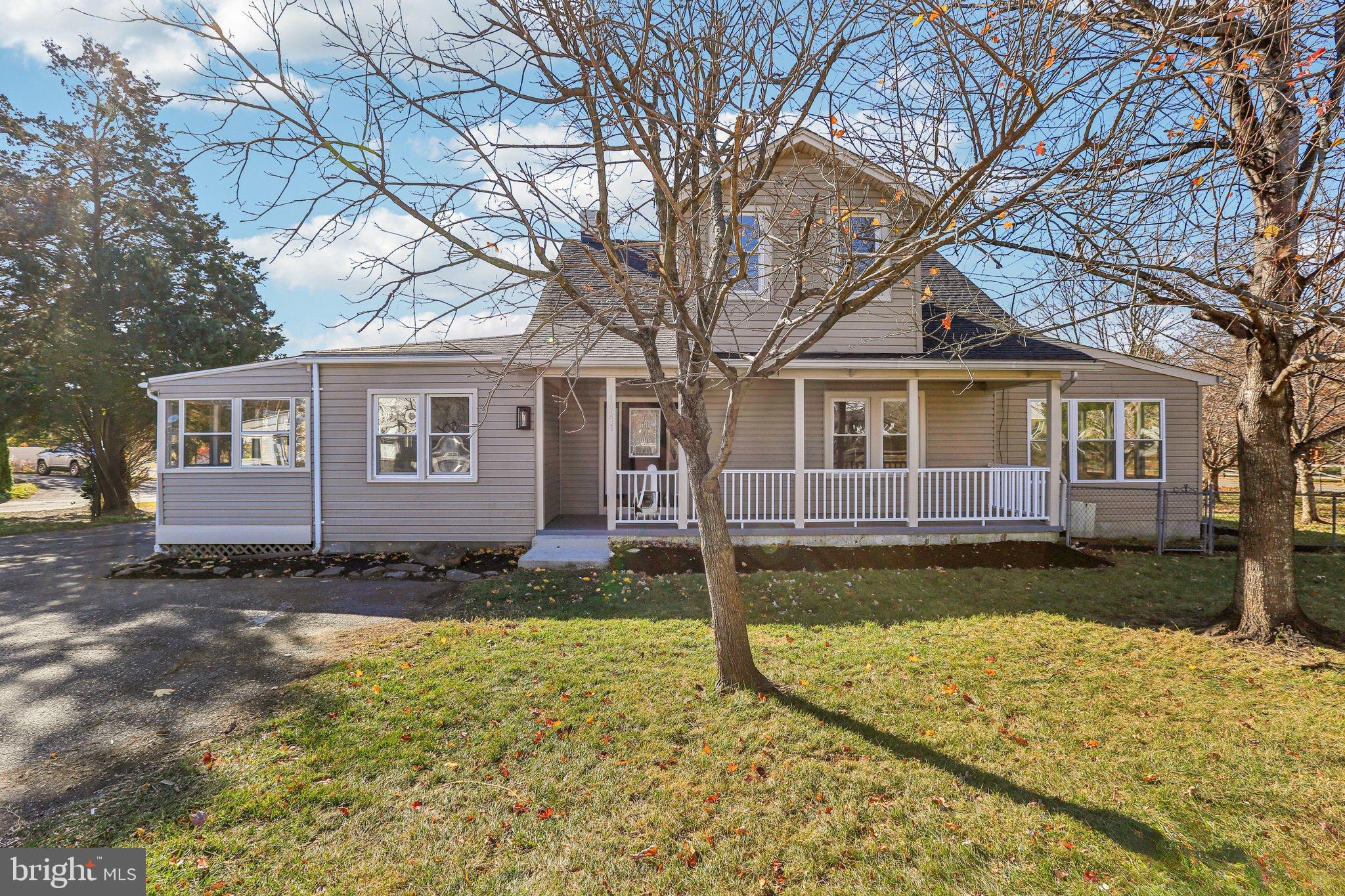 CHELSEA KNOLLS - Residential