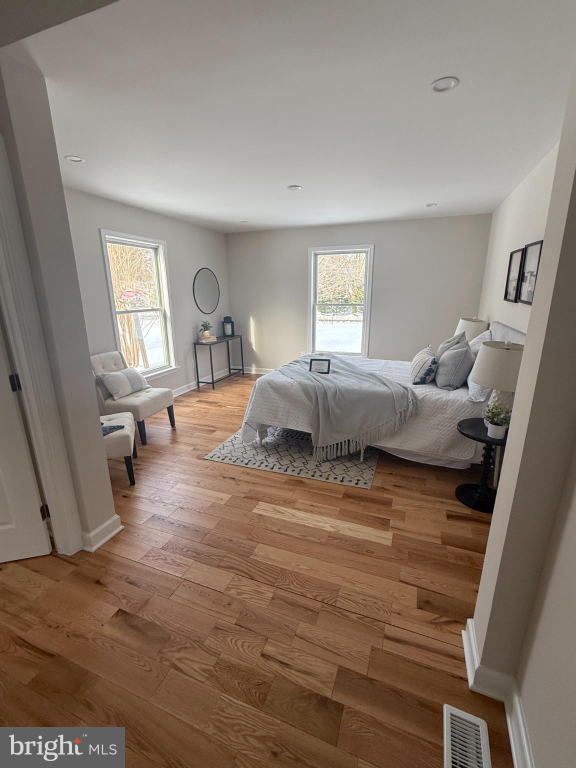 CHELSEA KNOLLS - Residential