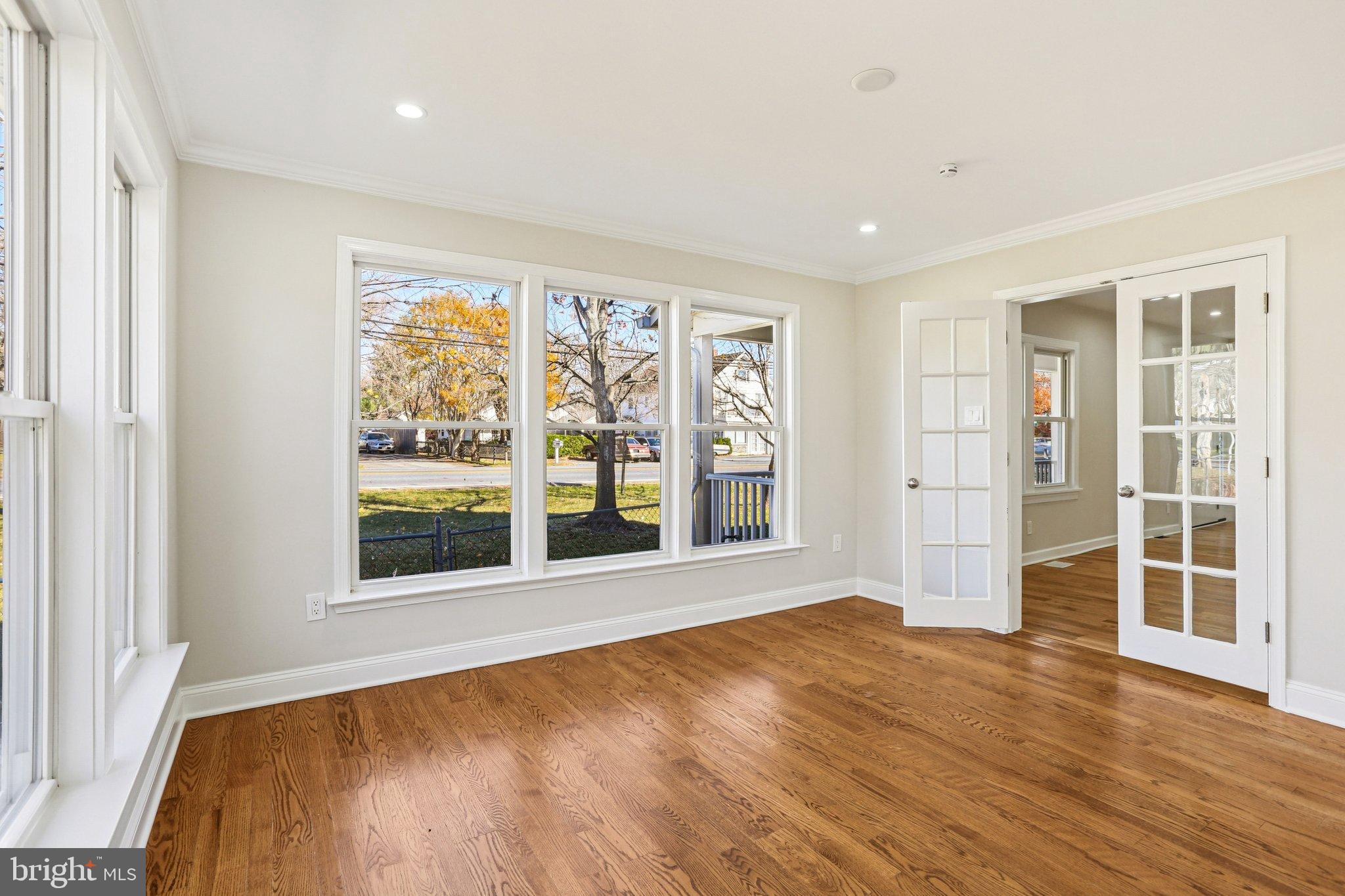 CHELSEA KNOLLS - Residential