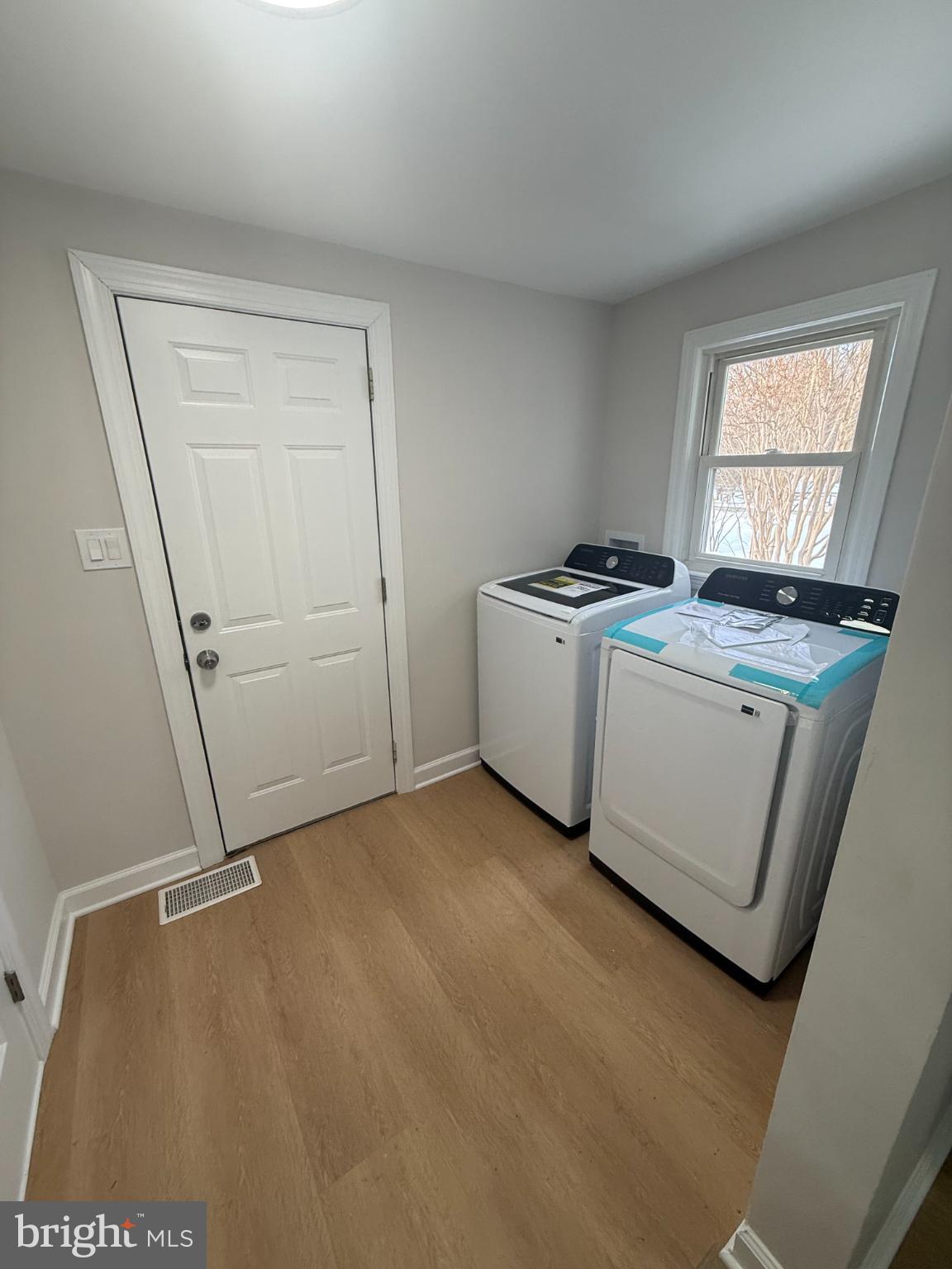 CHELSEA KNOLLS - Residential