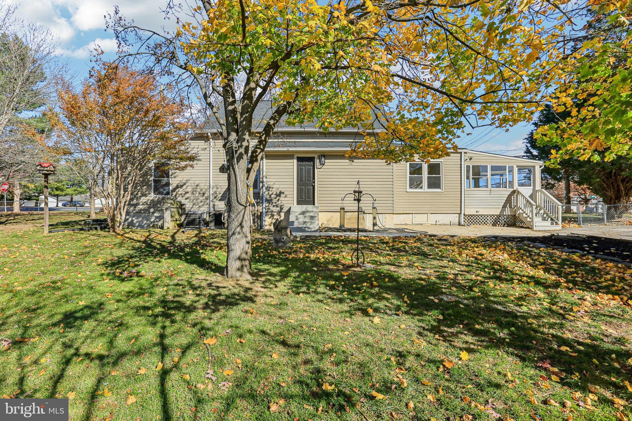 CHELSEA KNOLLS - Residential