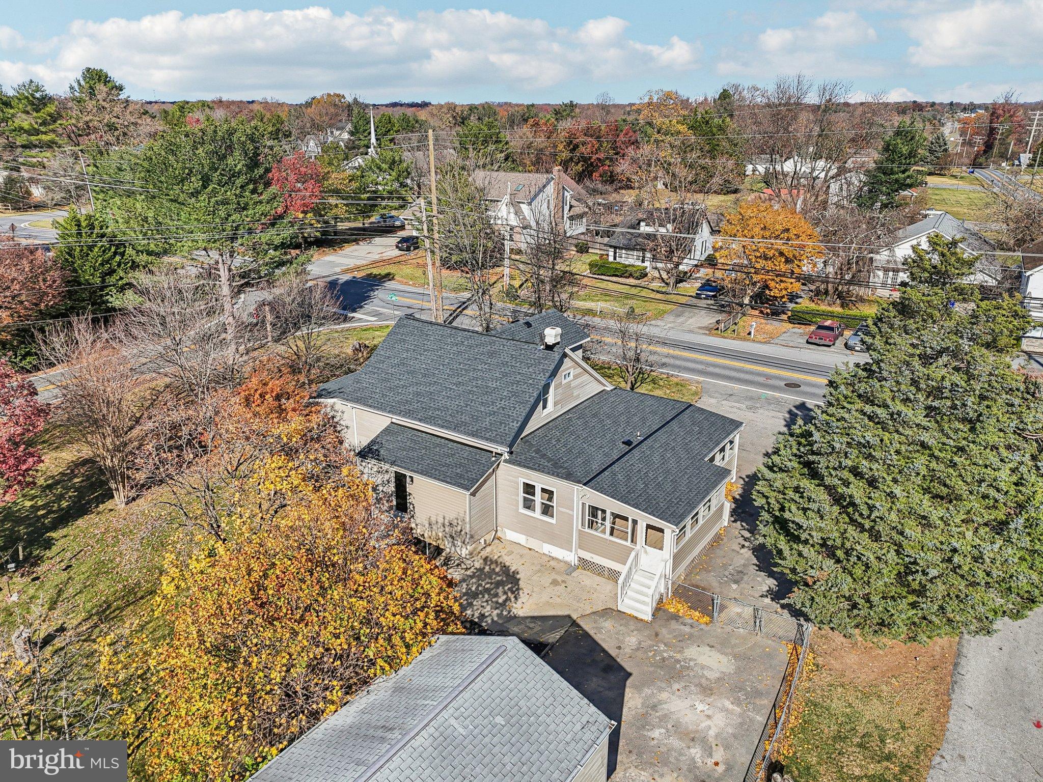 CHELSEA KNOLLS - Residential