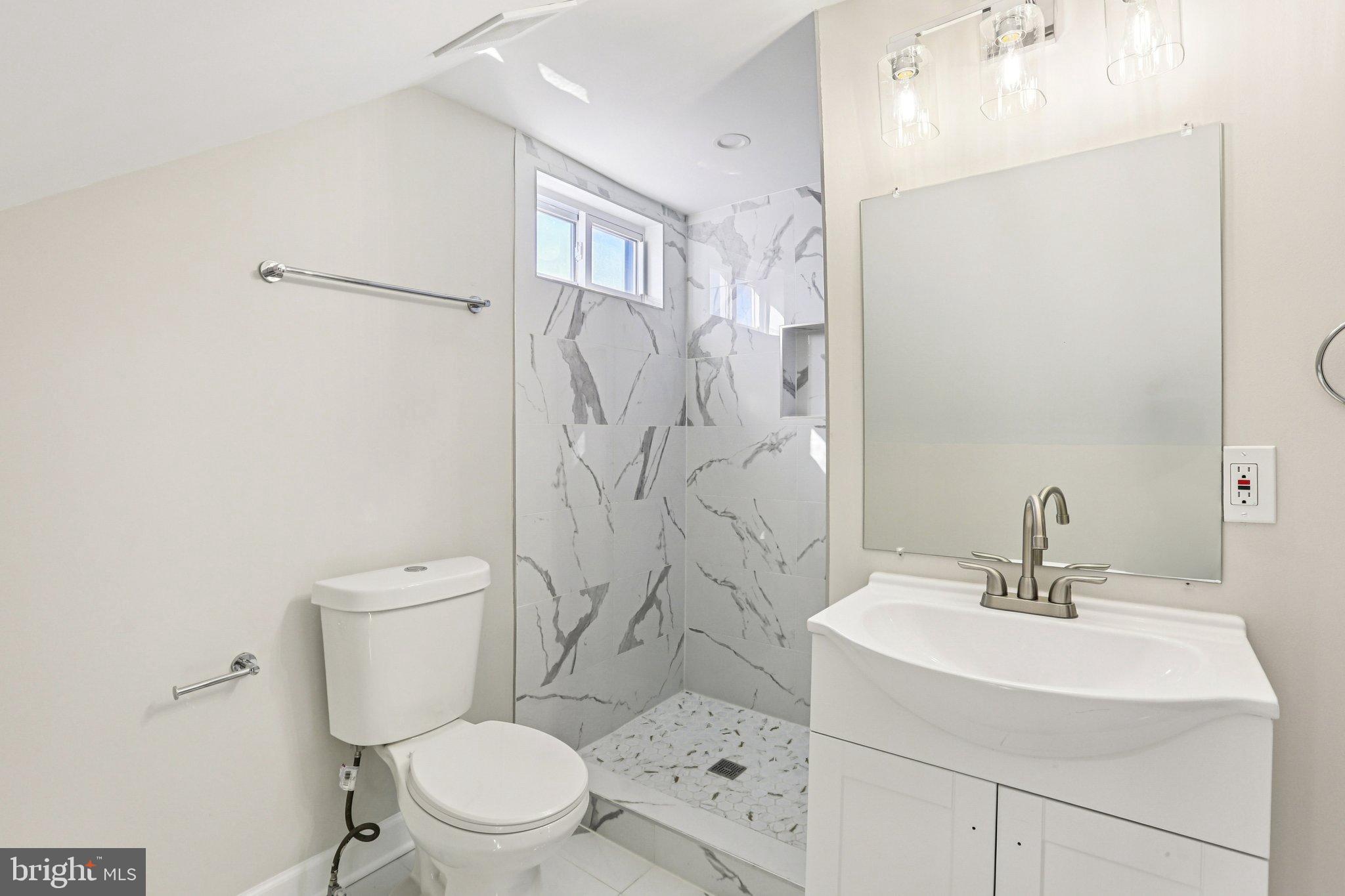 CHELSEA KNOLLS - Residential