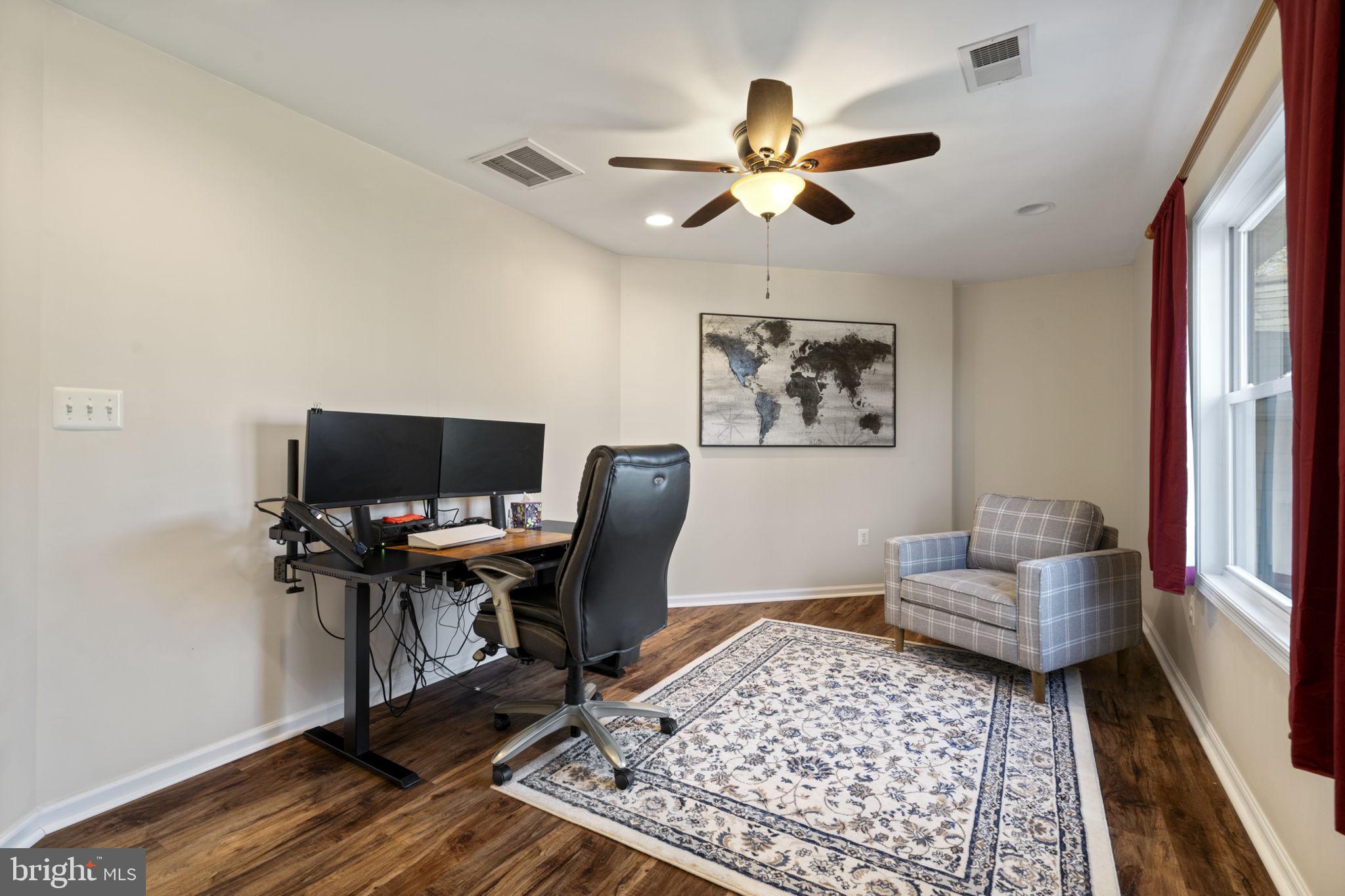 GRAHAM PARK SHORES - Residential