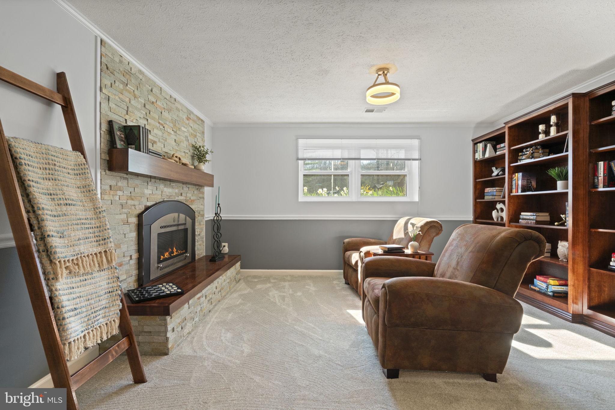 GRAHAM PARK SHORES - Residential