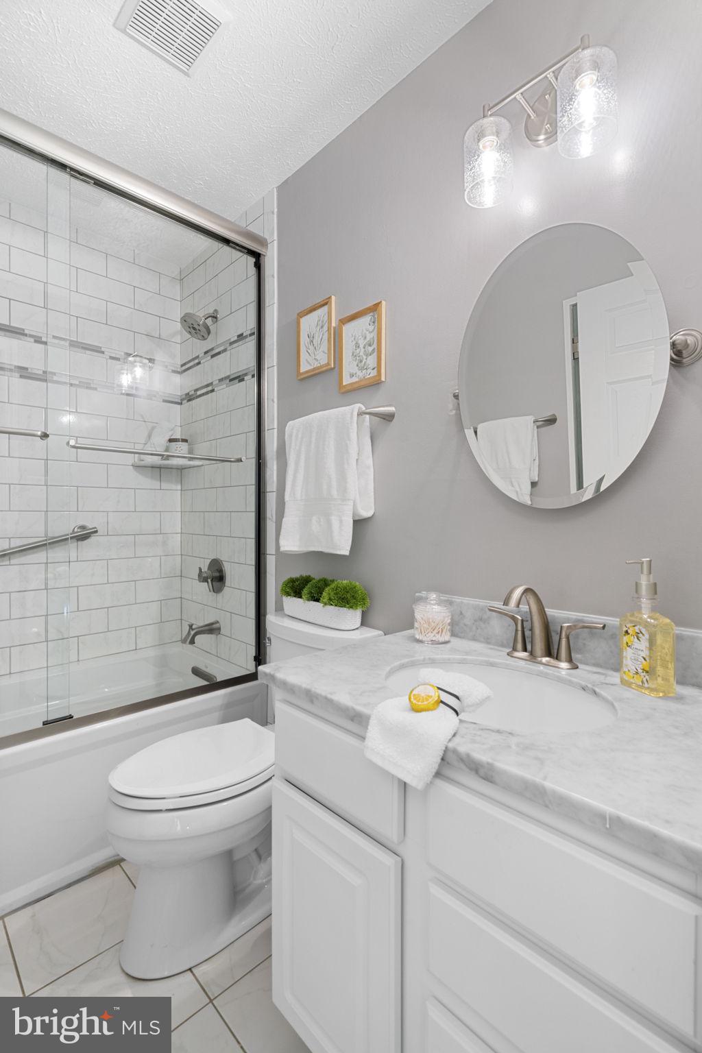 GRAHAM PARK SHORES - Residential