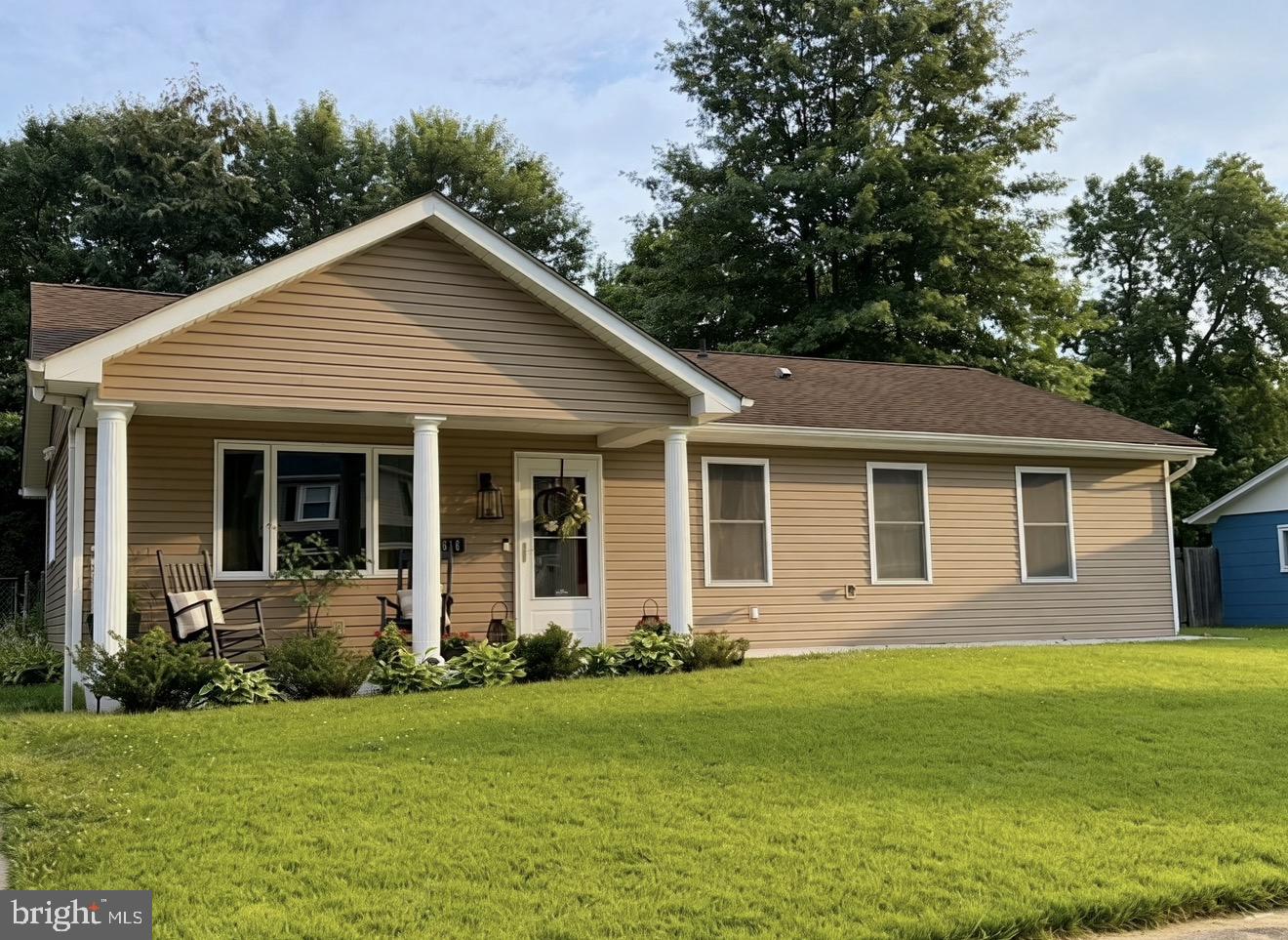 2616 THORNBERRY DRIVE