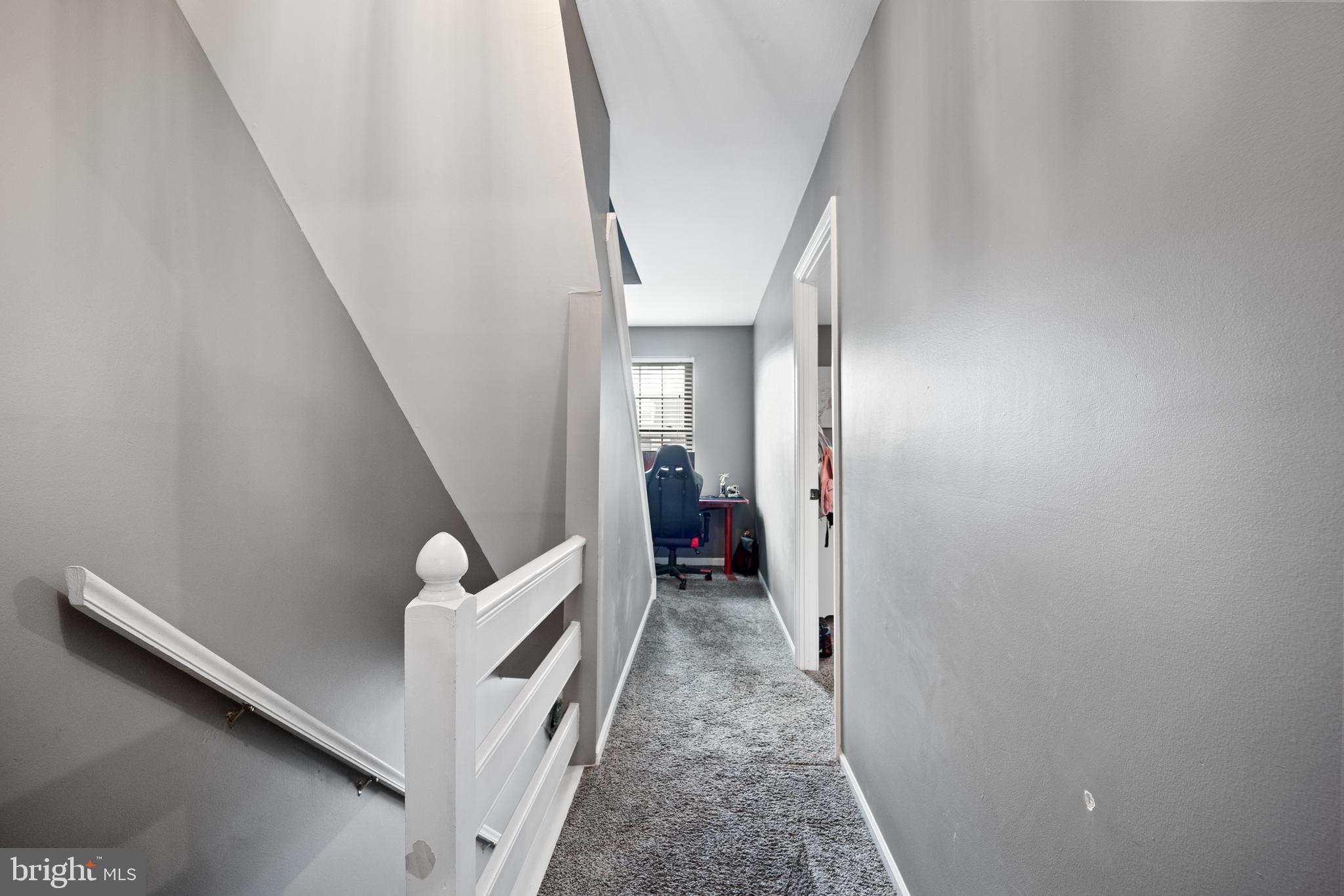 CAMBRIDGE SQ - Residential