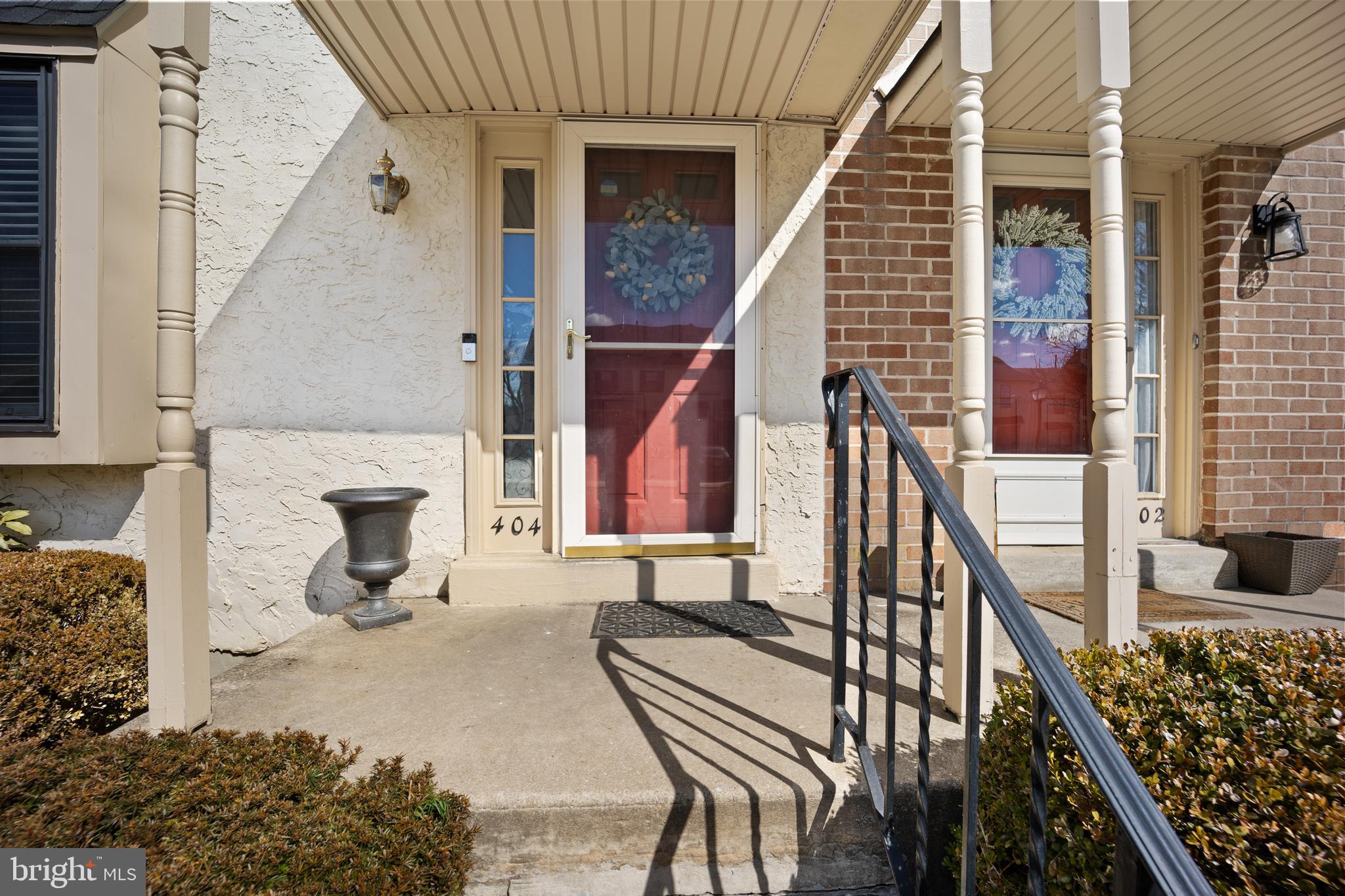 CAMBRIDGE SQ - Residential