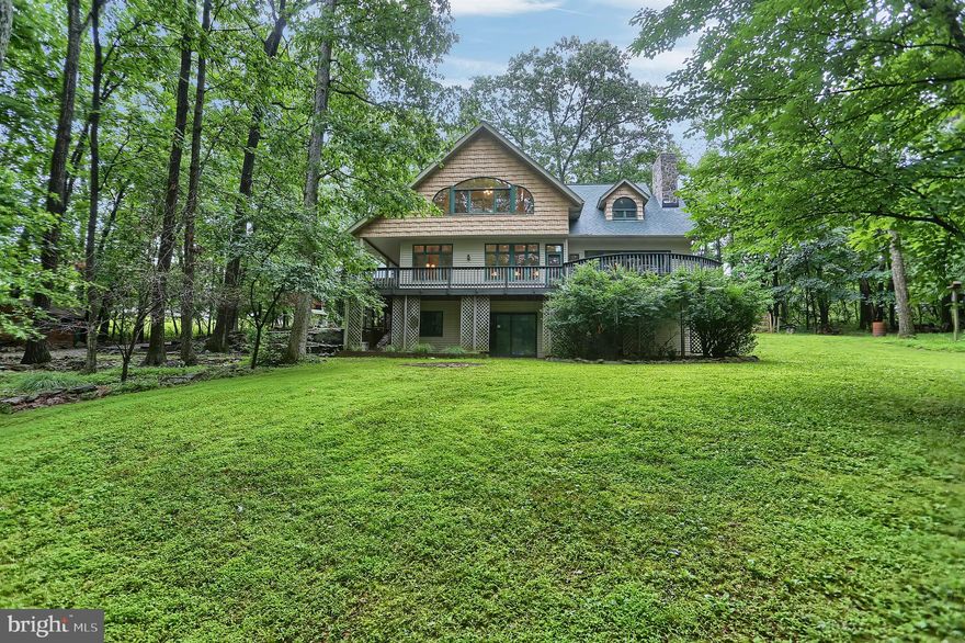 Chalet in the woods! Beautiful 3000+ Sq Ft, 3bd, 2.5ba open living space home with plenty of space to spread out! Sights to be seen from every direction, including a herd of deer that pass through daily! Roof replaced 11/18, Chimney Crown replaced/water proofed 5/19, Fence Install 8/16, Appliances replaced 5/17. Ecobee 4 Thermostats, and Nest Detectors!