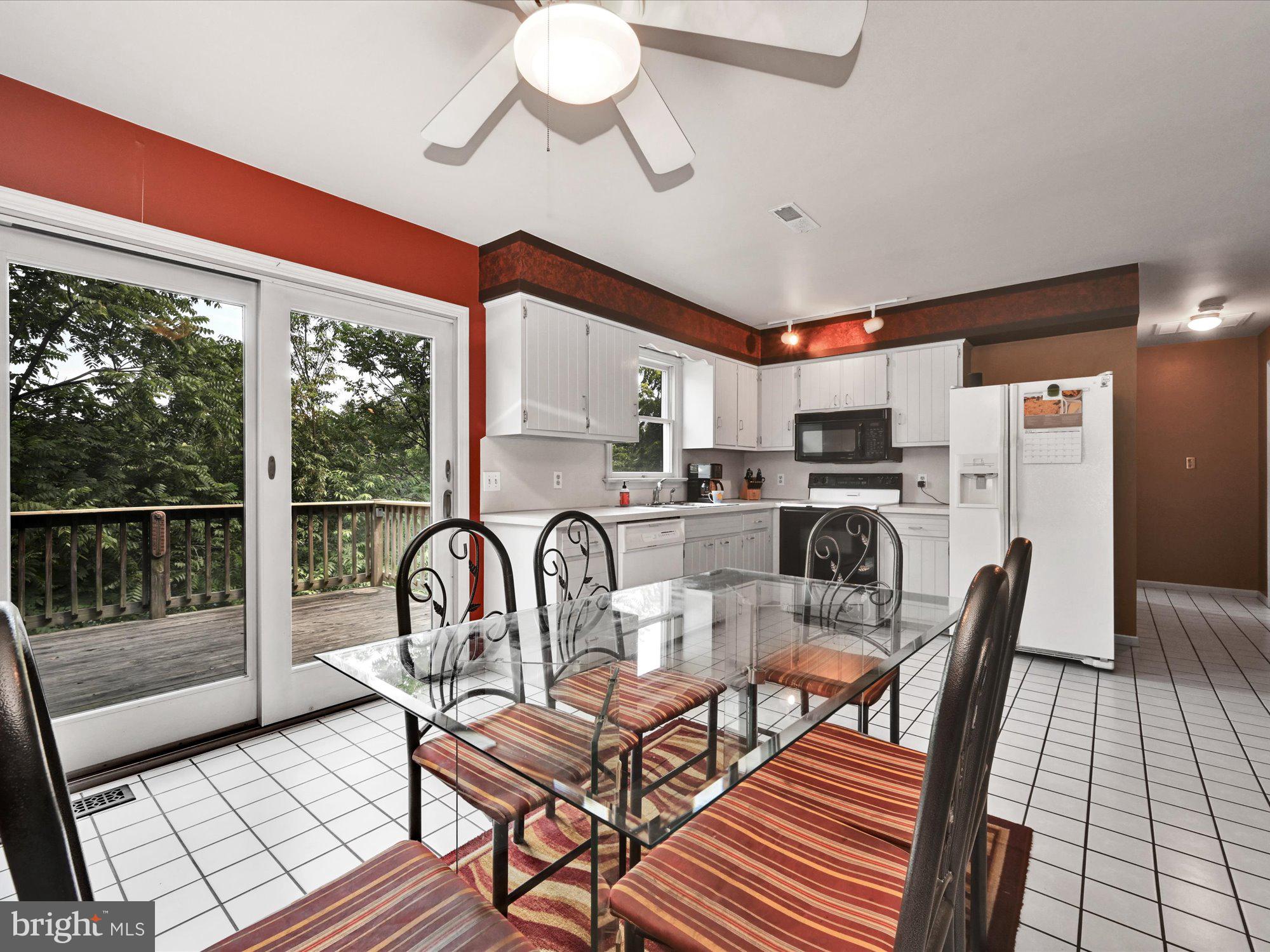 STRASBURG - Residential