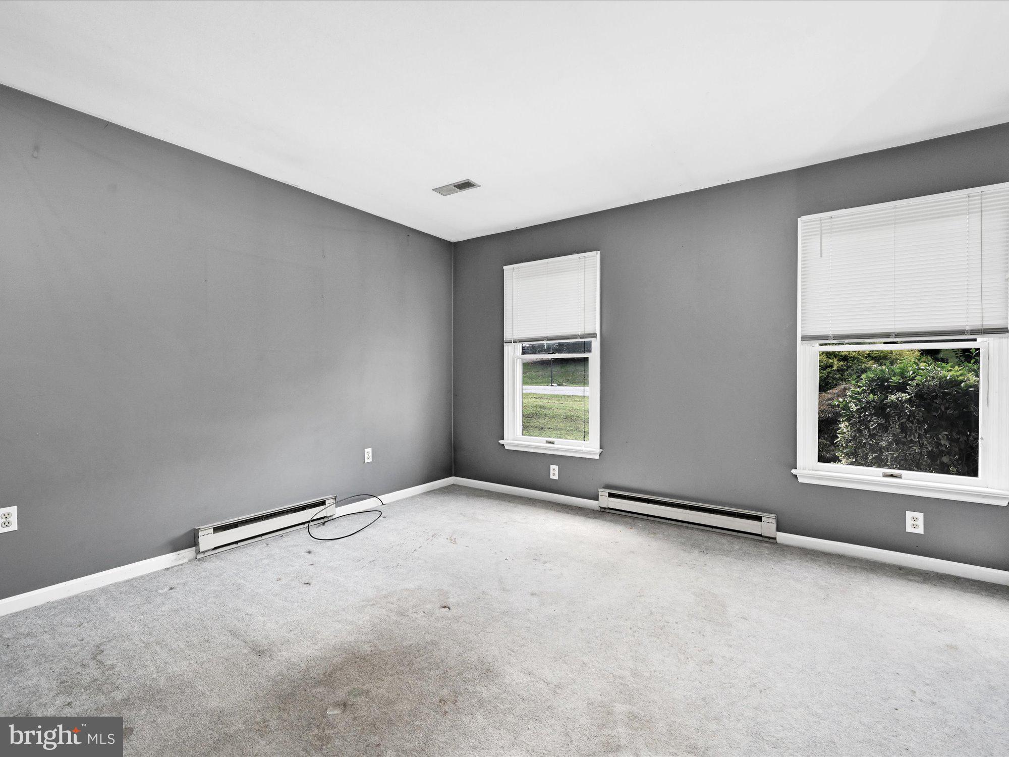 STRASBURG - Residential